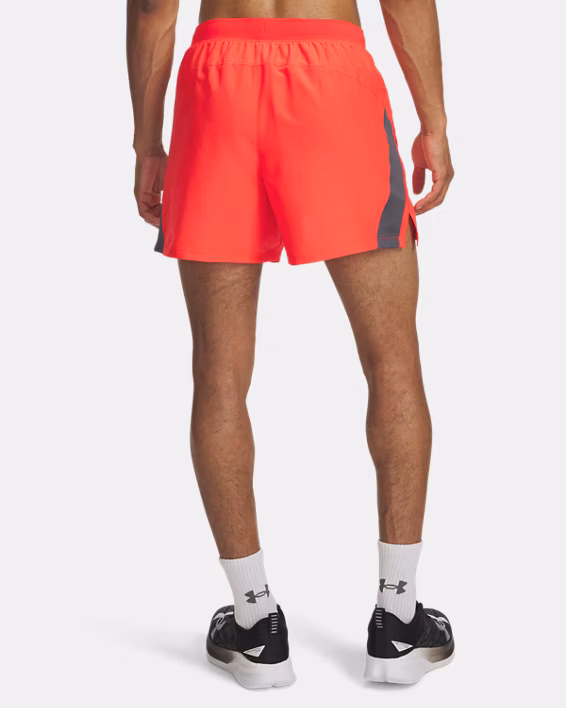 UA Launch Men's 13 cm Shorts