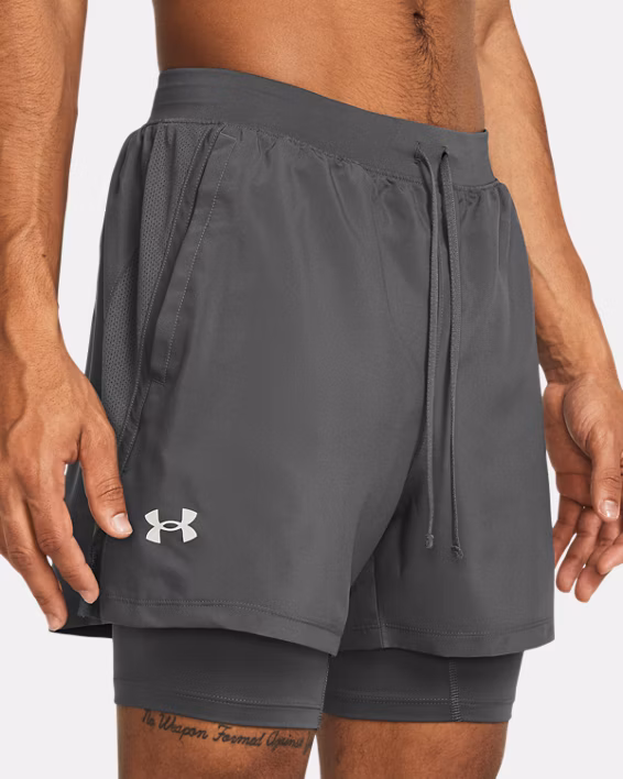UA Launch Men's 2-in-1 13 cm Shorts