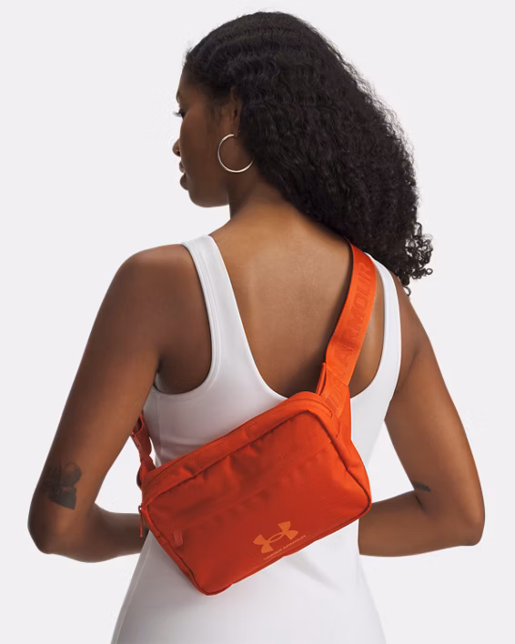 UA Essential Lite Waist Bag Crossbody