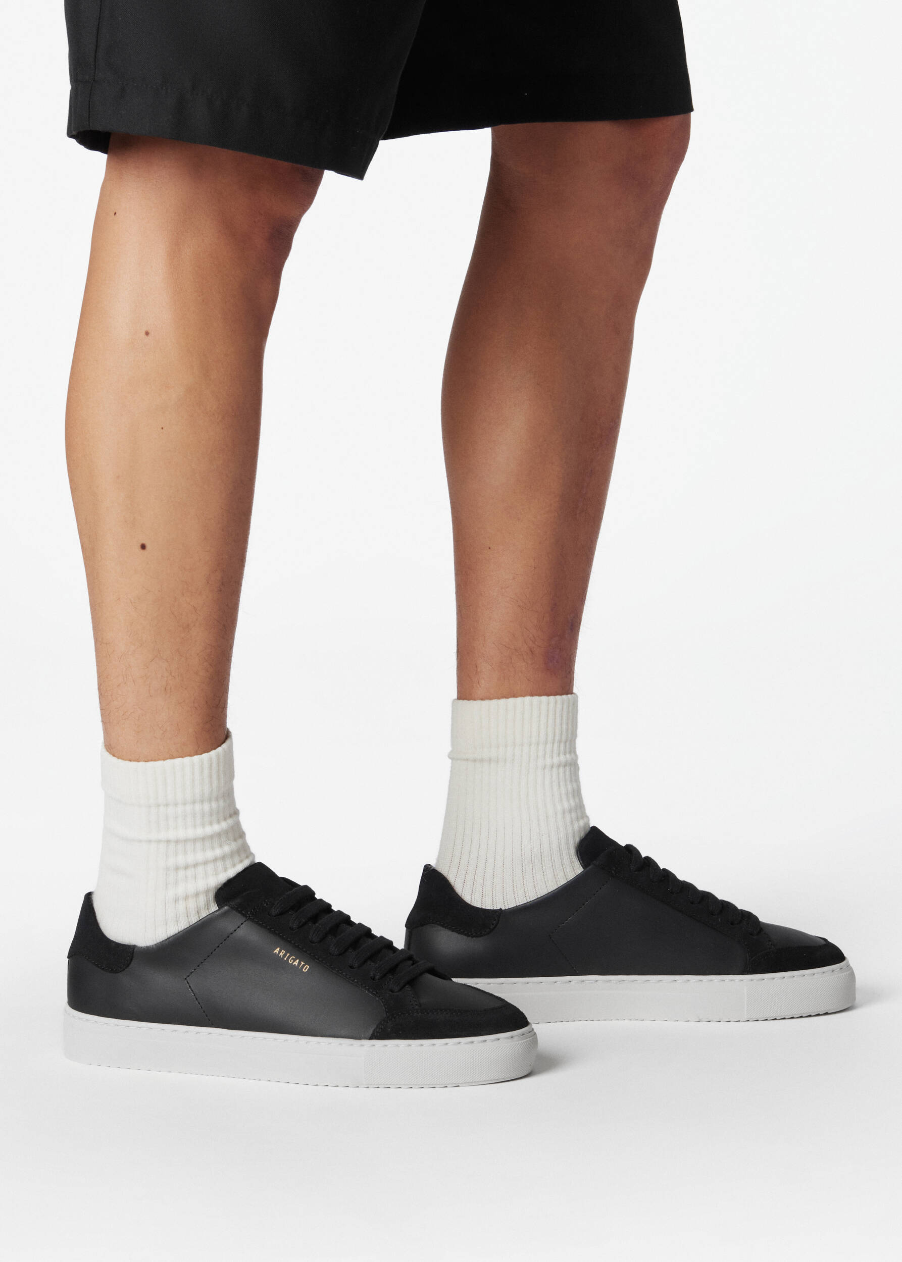 Clean 90 Triple Sneaker