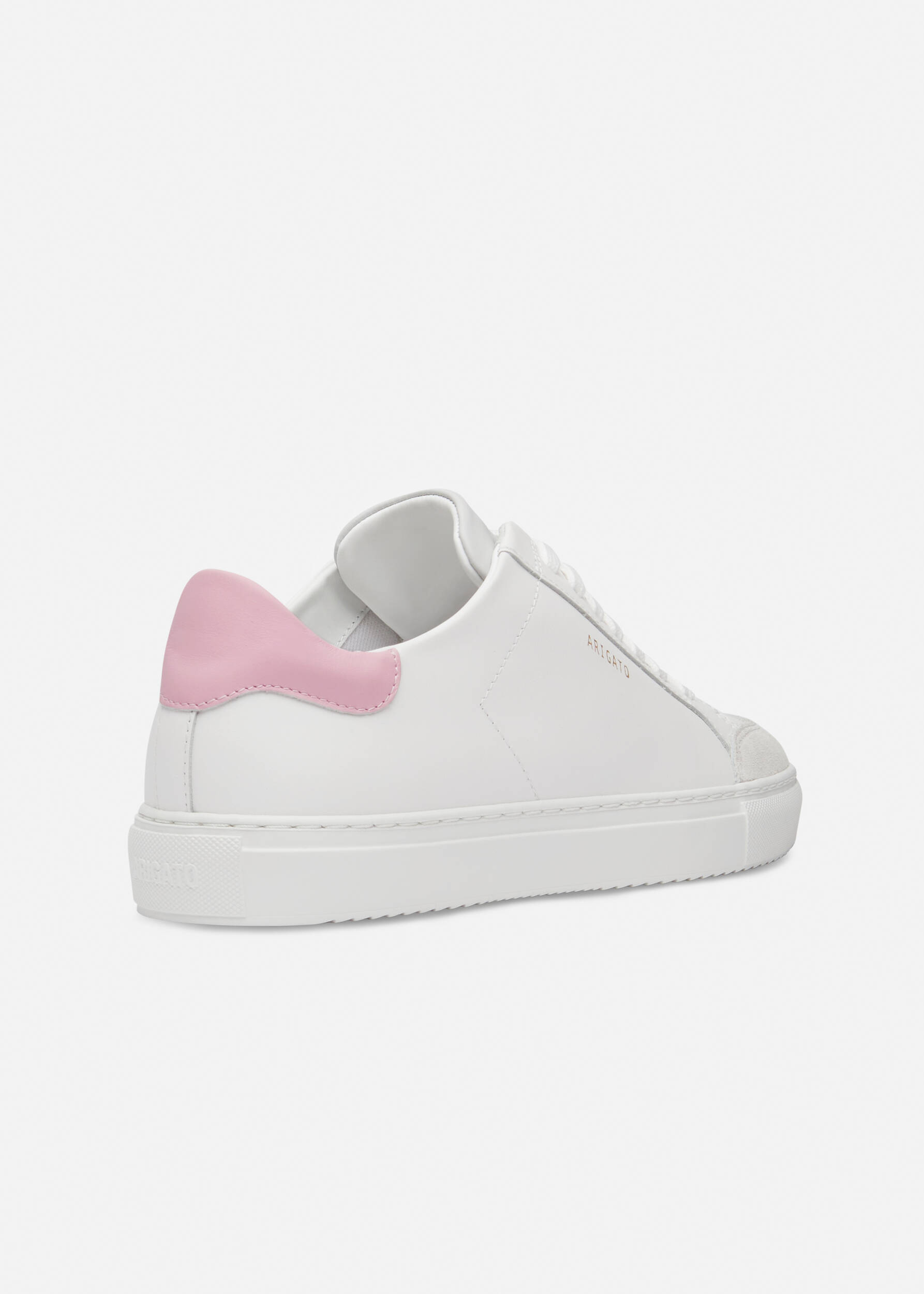 Clean 90 Triple Sneaker