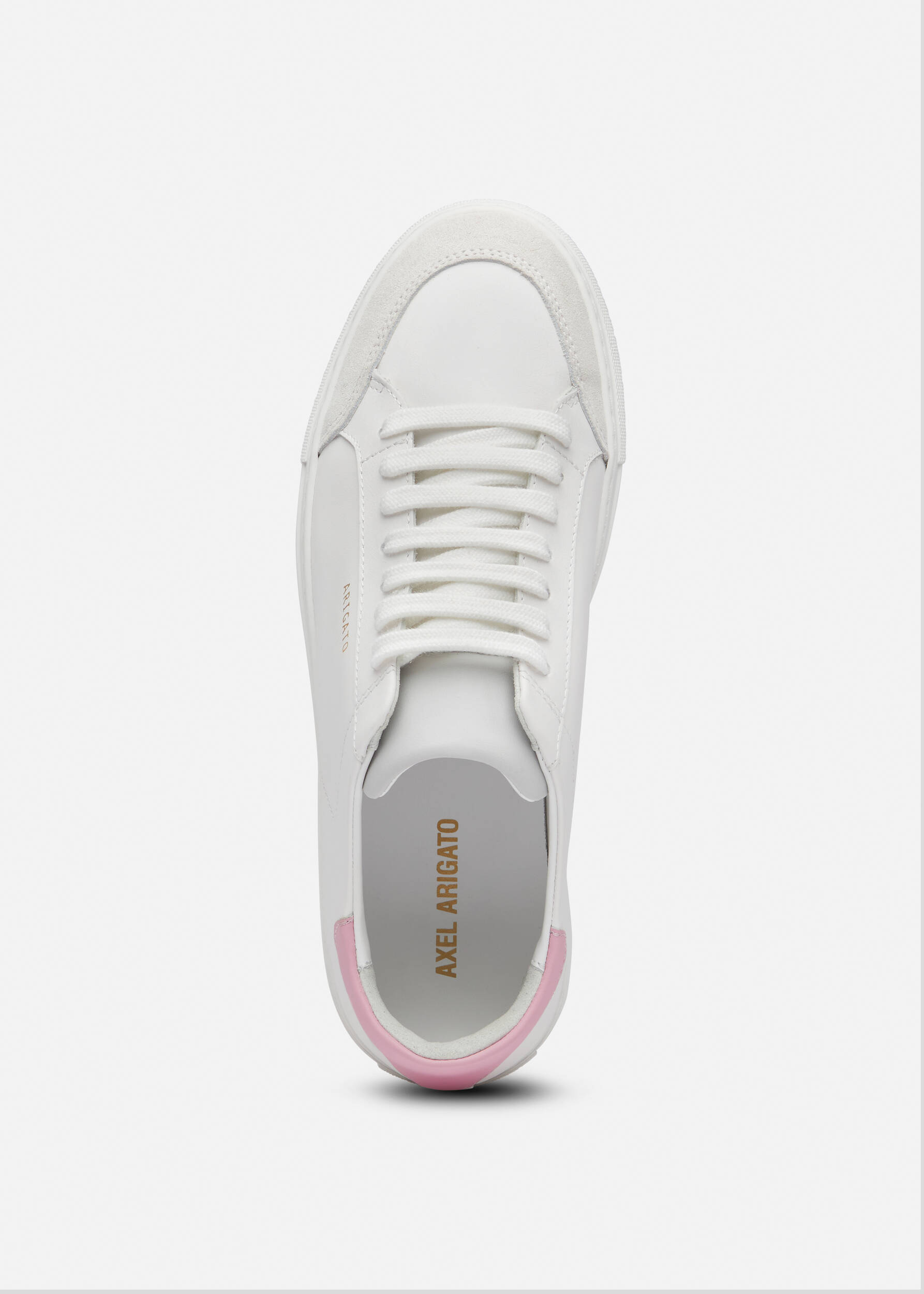 Clean 90 Triple Sneaker