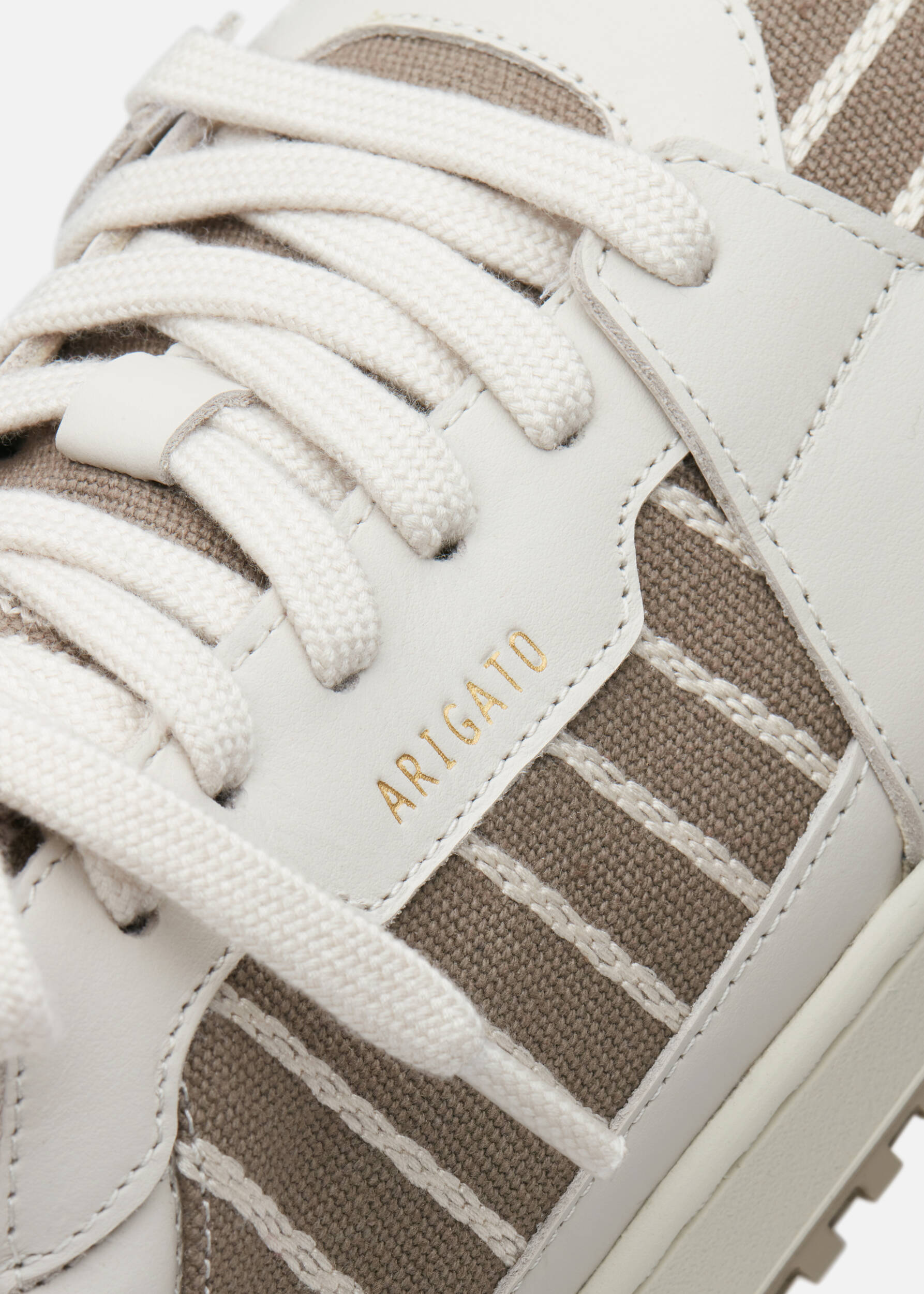 Dice Lo Sneaker