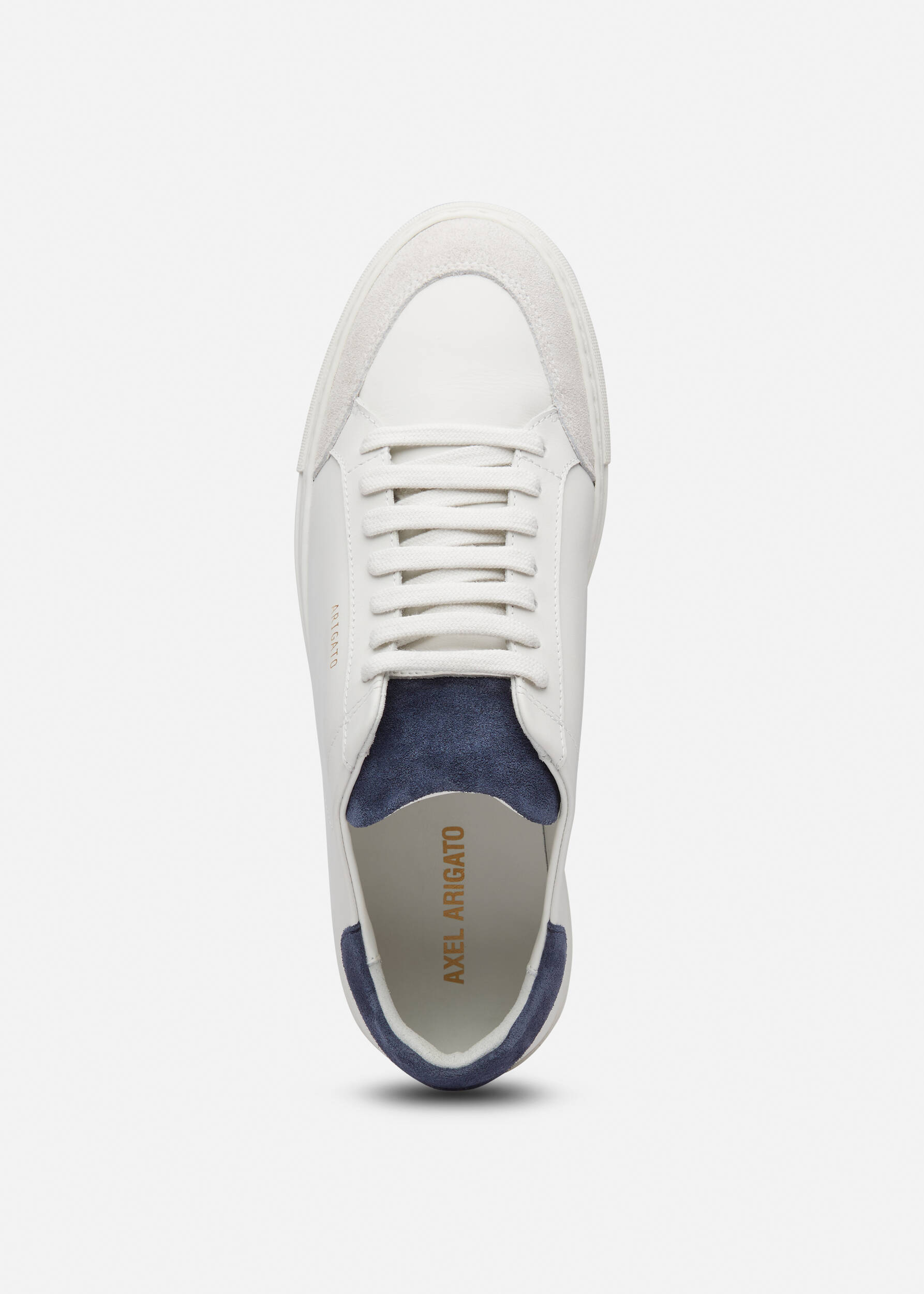 Clean 90 Triple Sneaker