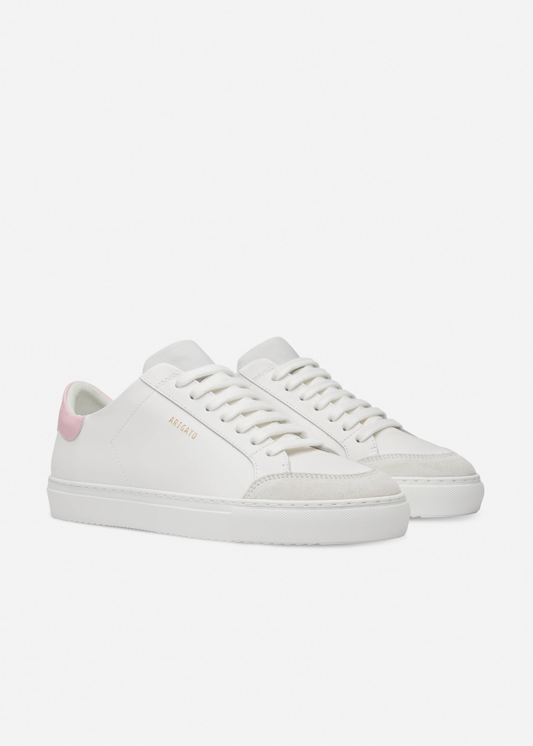 Clean 90 Triple Sneaker