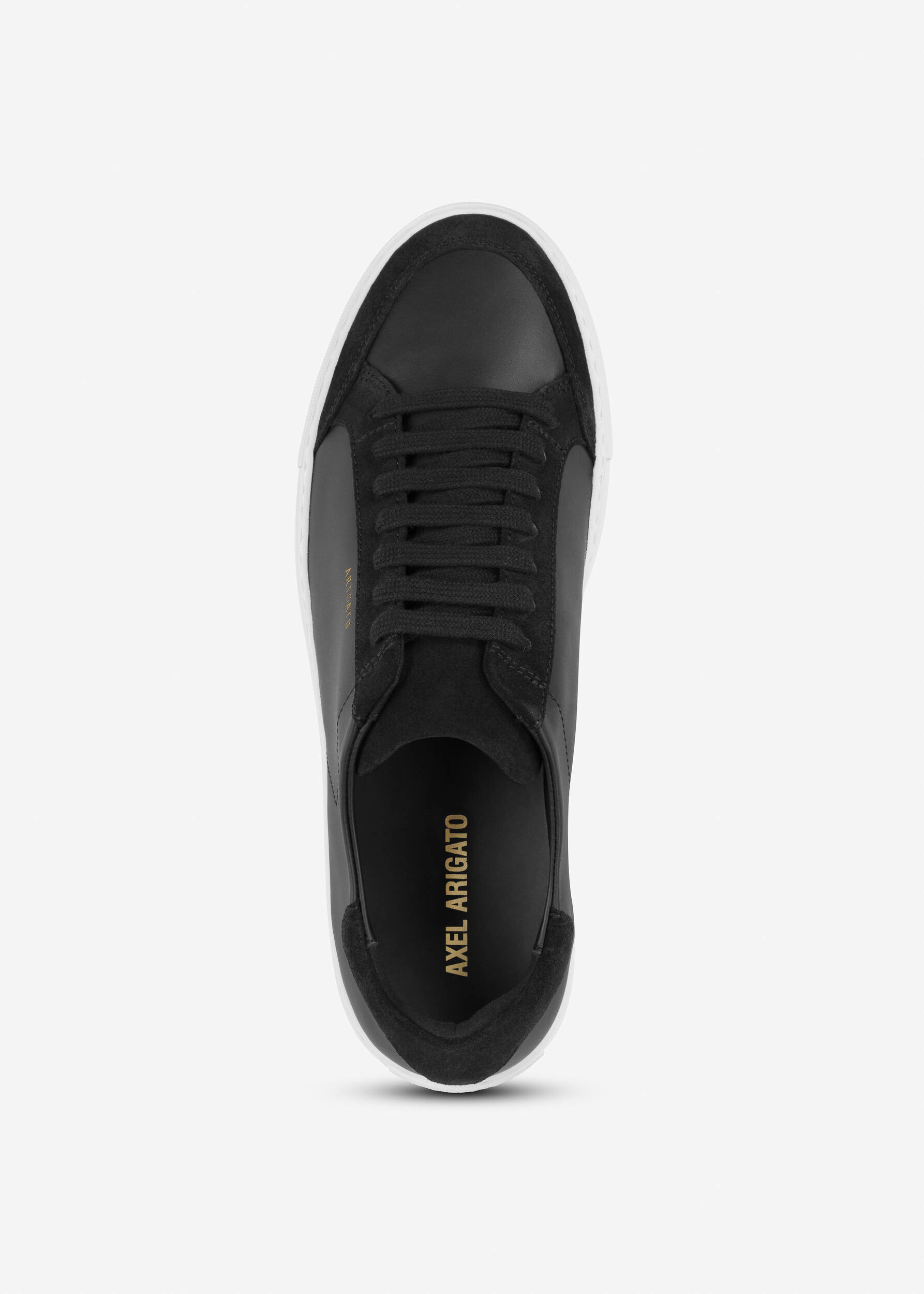 Clean 90 Triple Sneaker