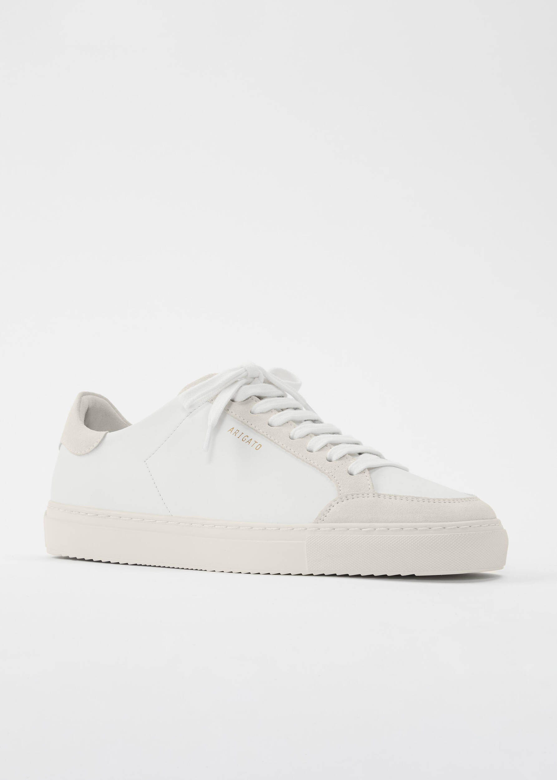 Clean 90 Triple Sneaker