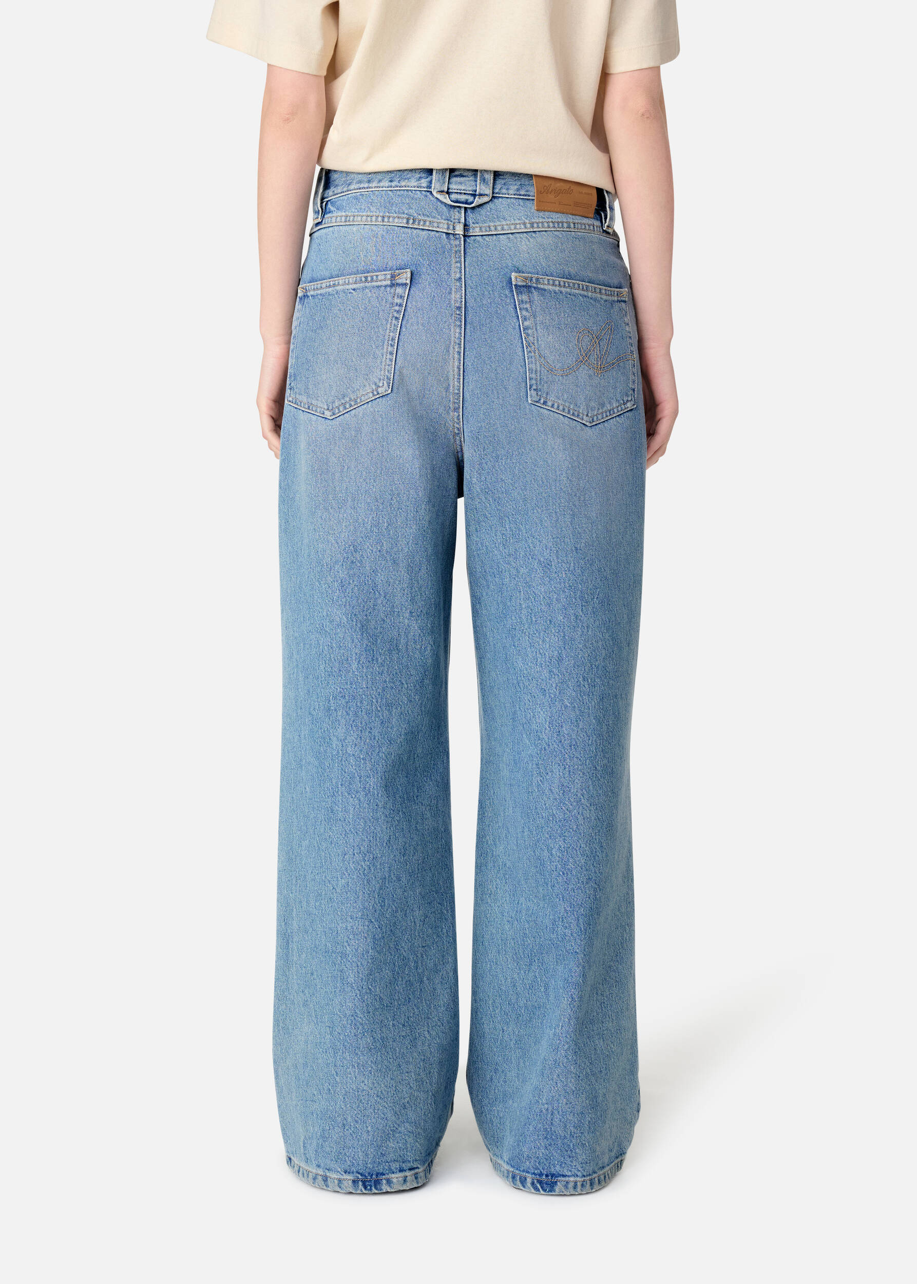 Clara Wide-Leg Jeans