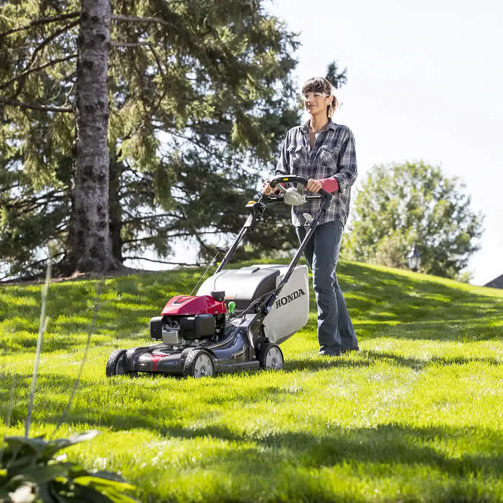 21 In. Nexite Deck Self Propelled 4-in-1 Versamow Hydrostatic Electric Start Self Propelled Lawn Mower with GCV200 Engine, Auto Choke and Roto-Stop Blade