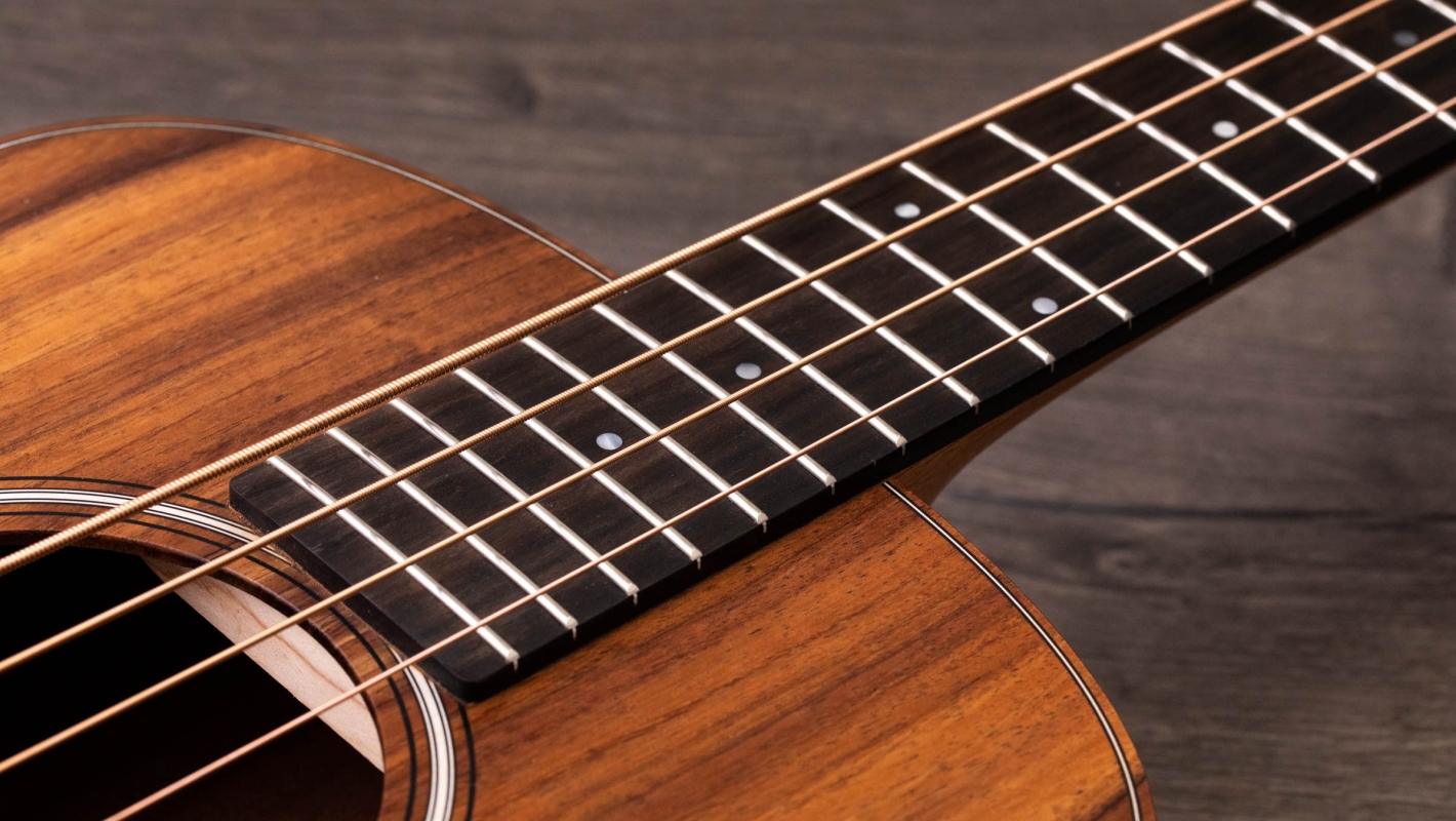 GS Mini-e Koa Bass