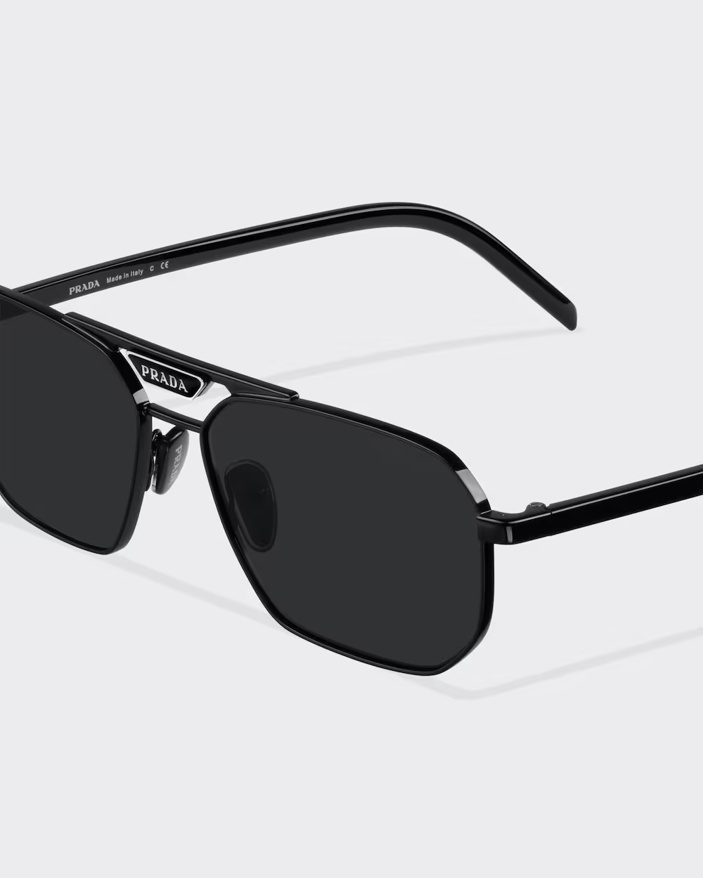 Prada Sunglasses with Prada logo  SPR58Y