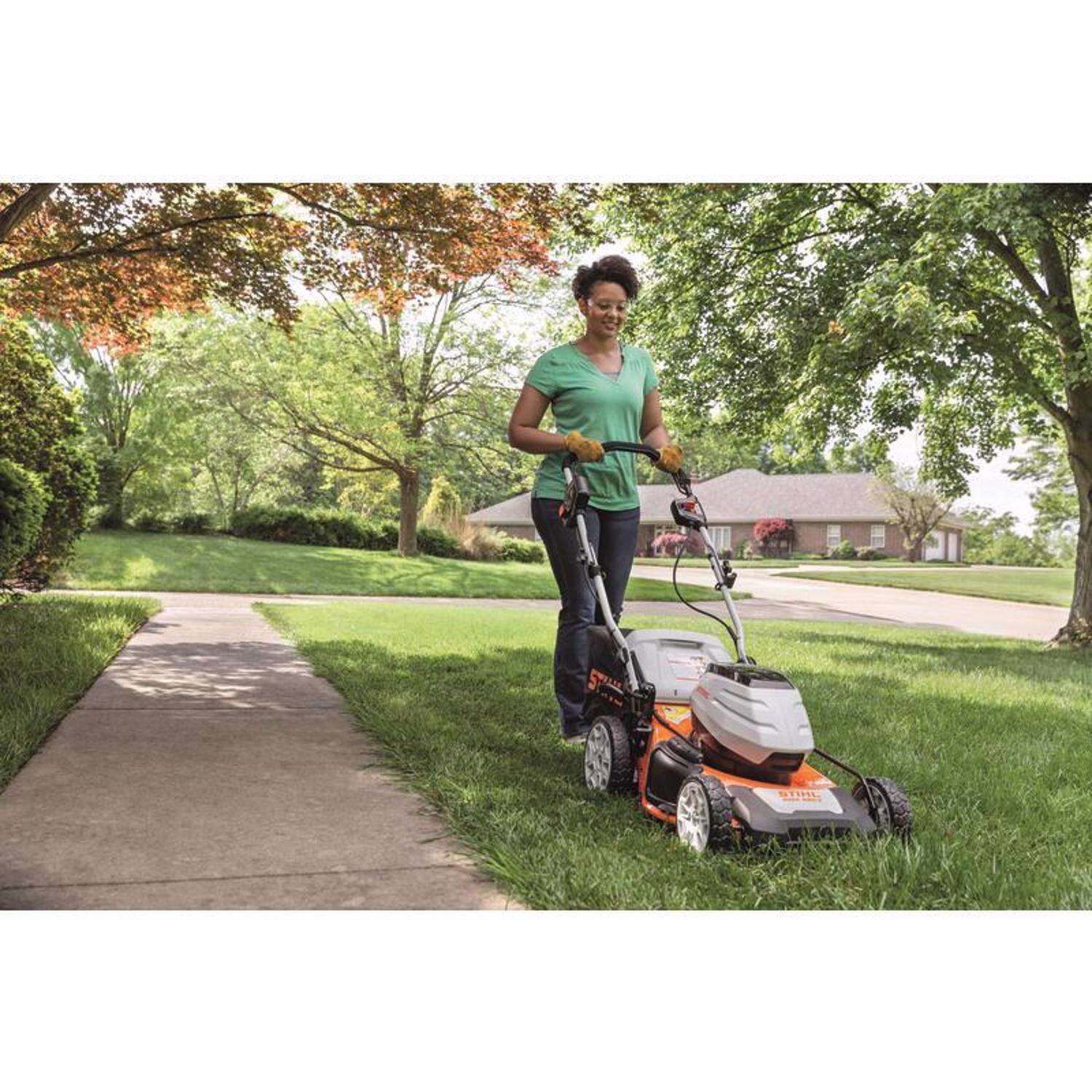 STIHL RMA 460 V 19 in. 36 V Battery Self-Propelled Lawn Mower Kit (Battery & Charger)