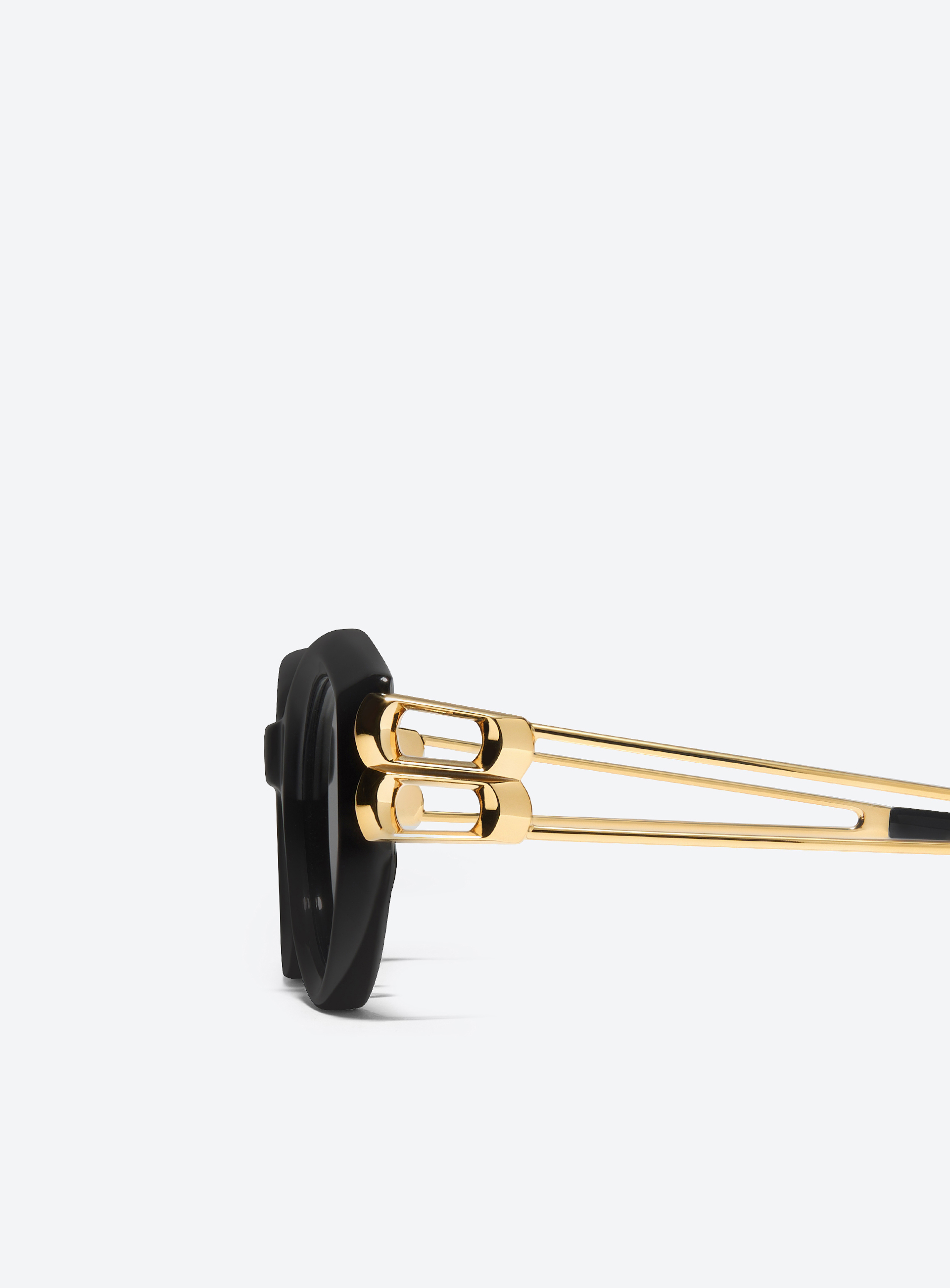 Gentle Monster Kunst 01GD