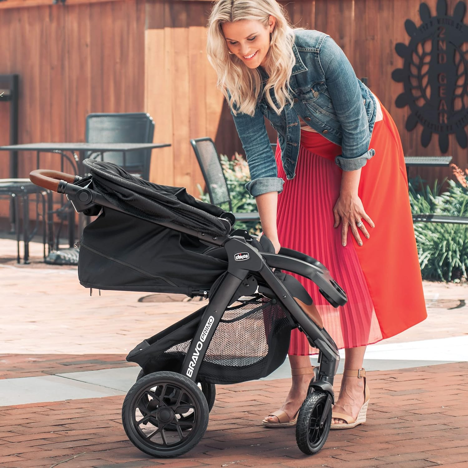 Chicco Bravo Primo Trio Travel System, Quick-Fold Stroller with Chicco KeyFit 35 Zip Extended-Use Infant Car Seat and Stroller Combo | Springhill/Black