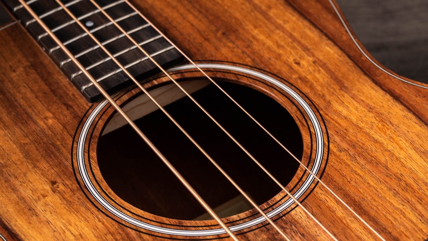GS Mini-e Koa Bass