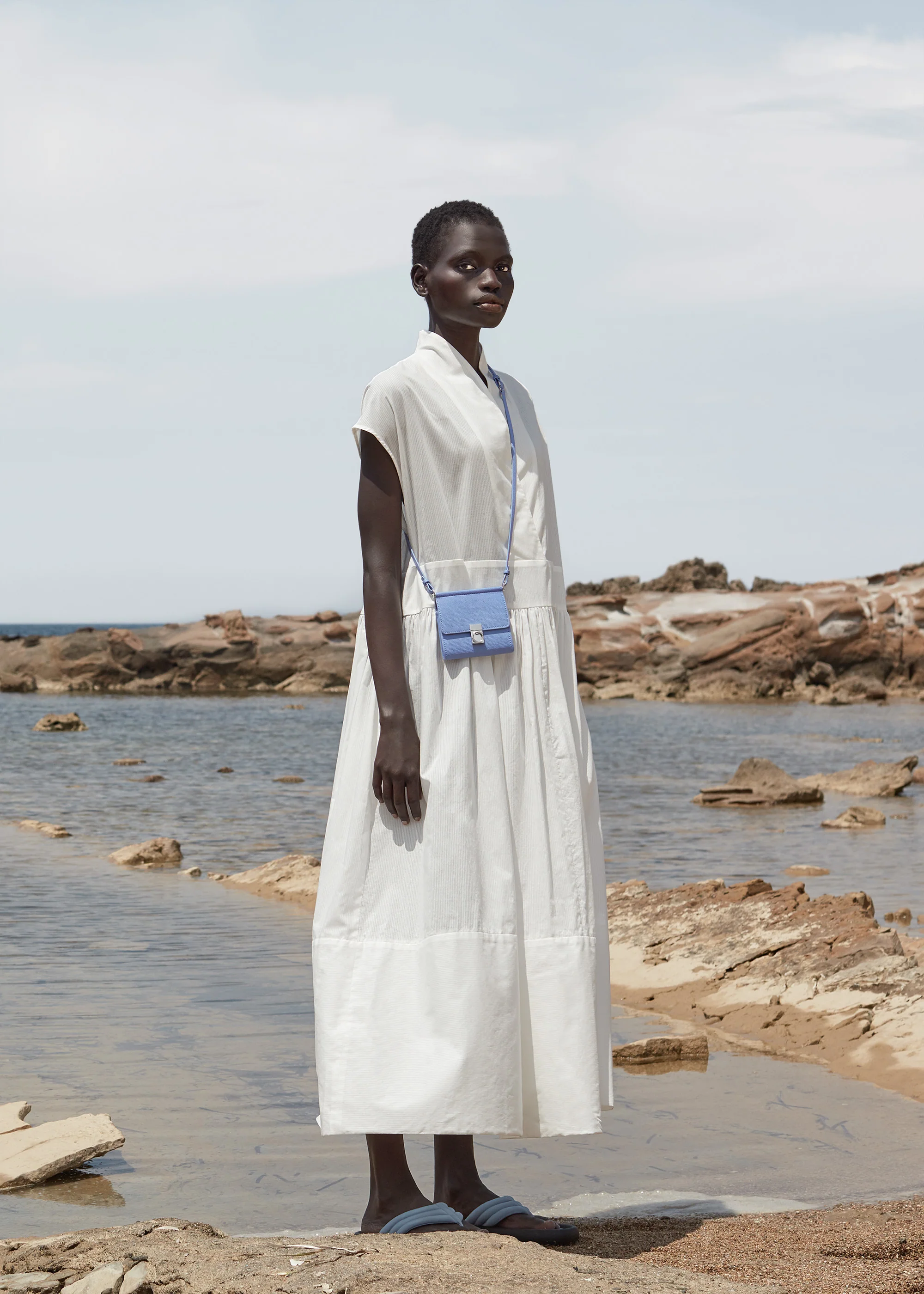 Numéro Sept Crossbody Wallet - Textured Lavender