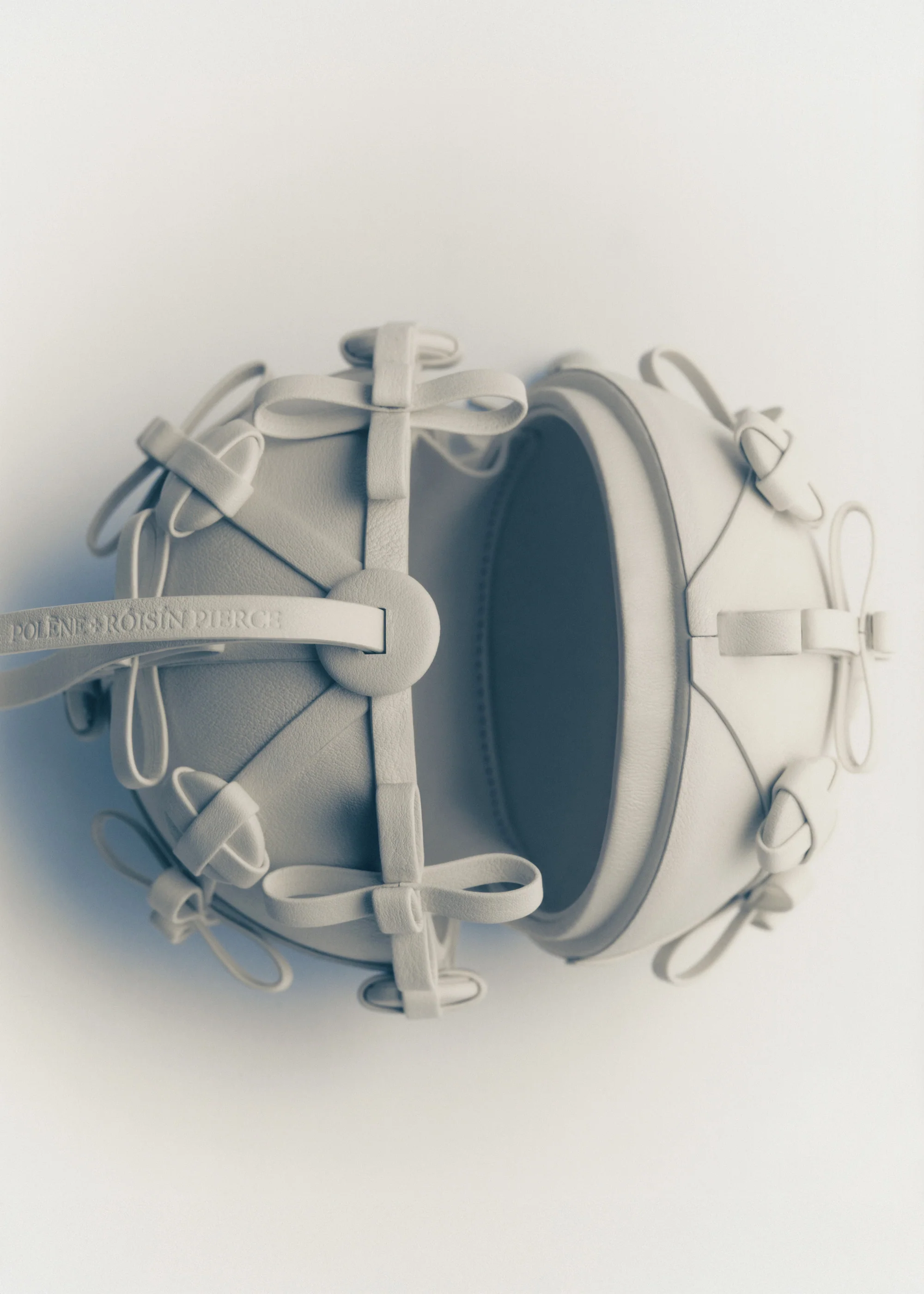 Button Bow Sphere-Edition Porcelain