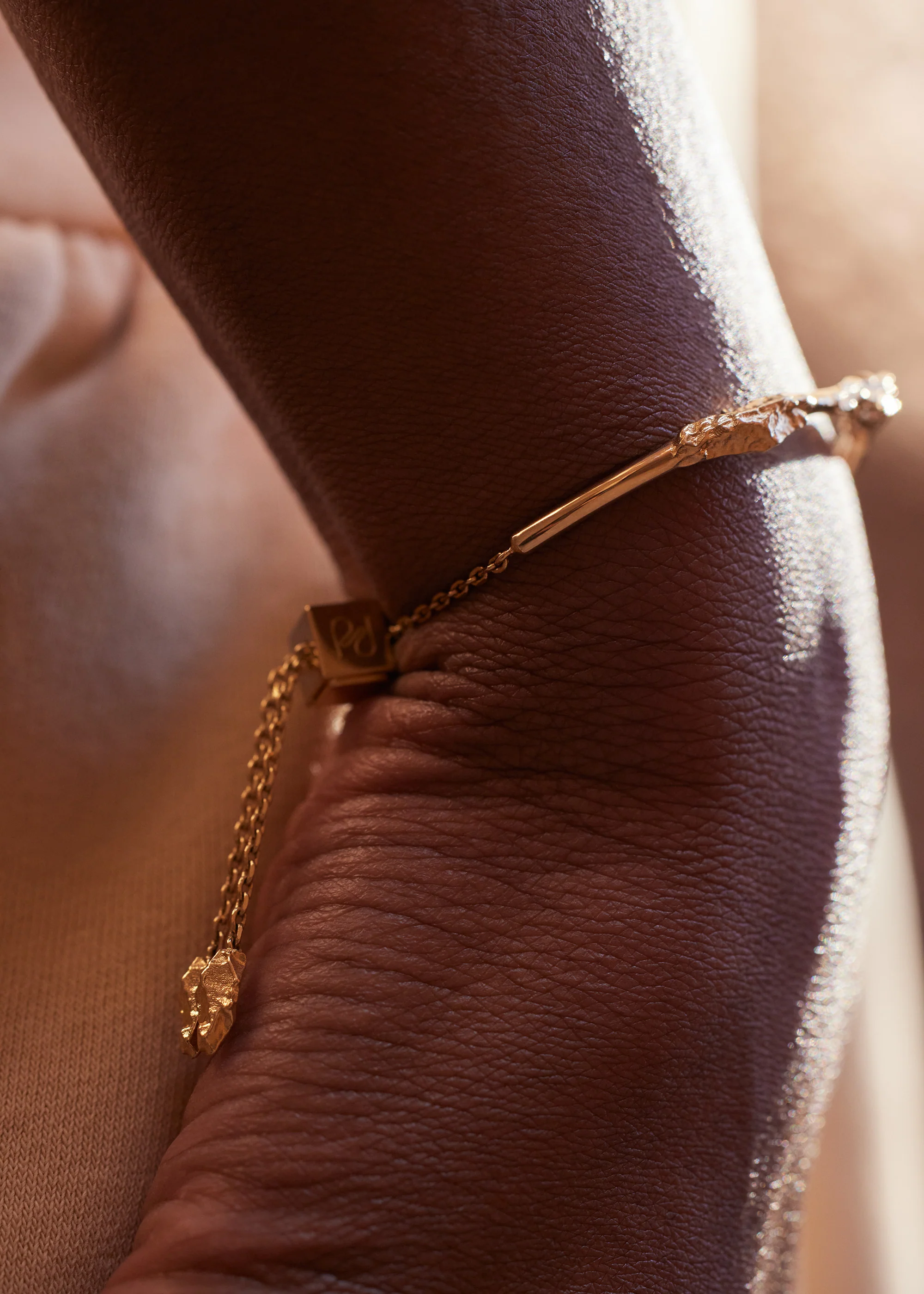 Éole Bangle-Edition 24 carat gold gilded