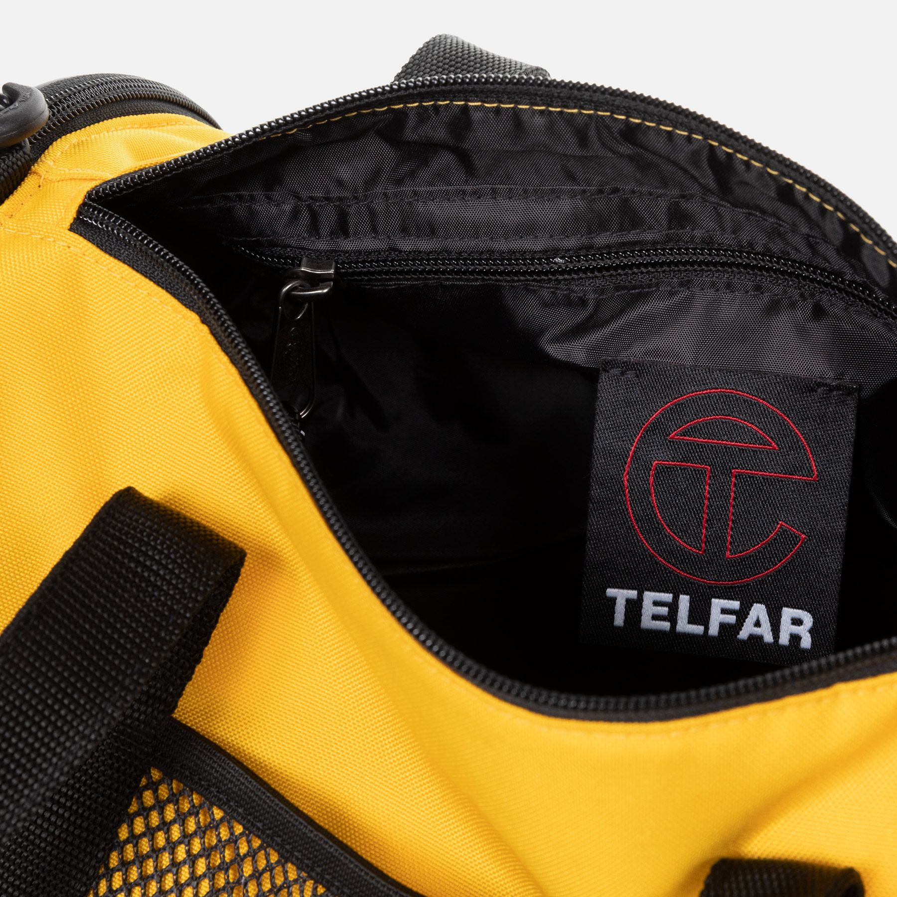 TELFAR DUFFLE M