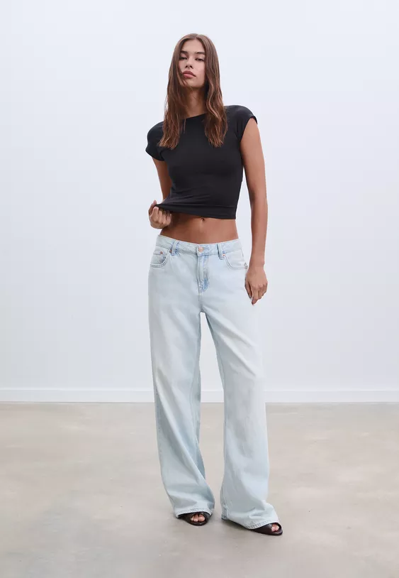 Low wide-leg jeans