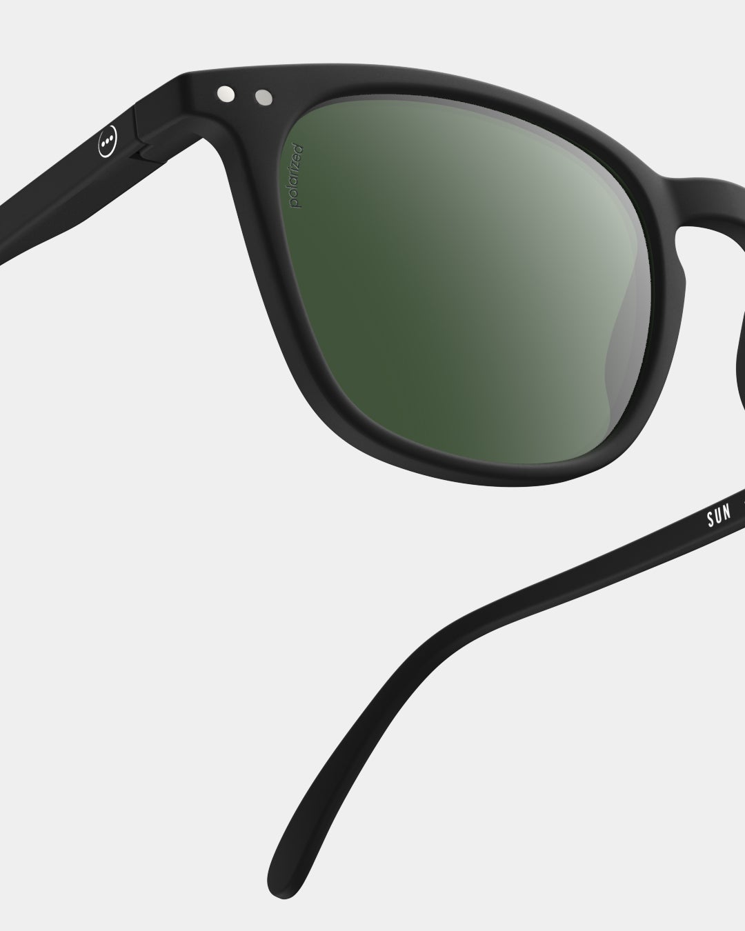 #E Black Polarized