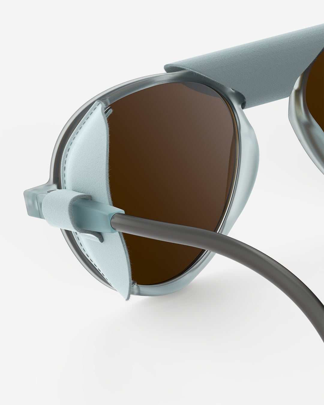 #I Icey Blue Intense Light