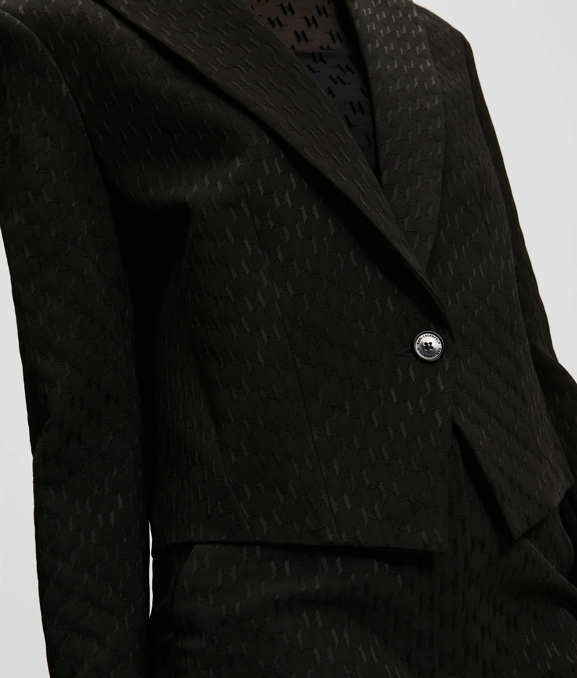 MONOGRAM CROPPED BLAZER
