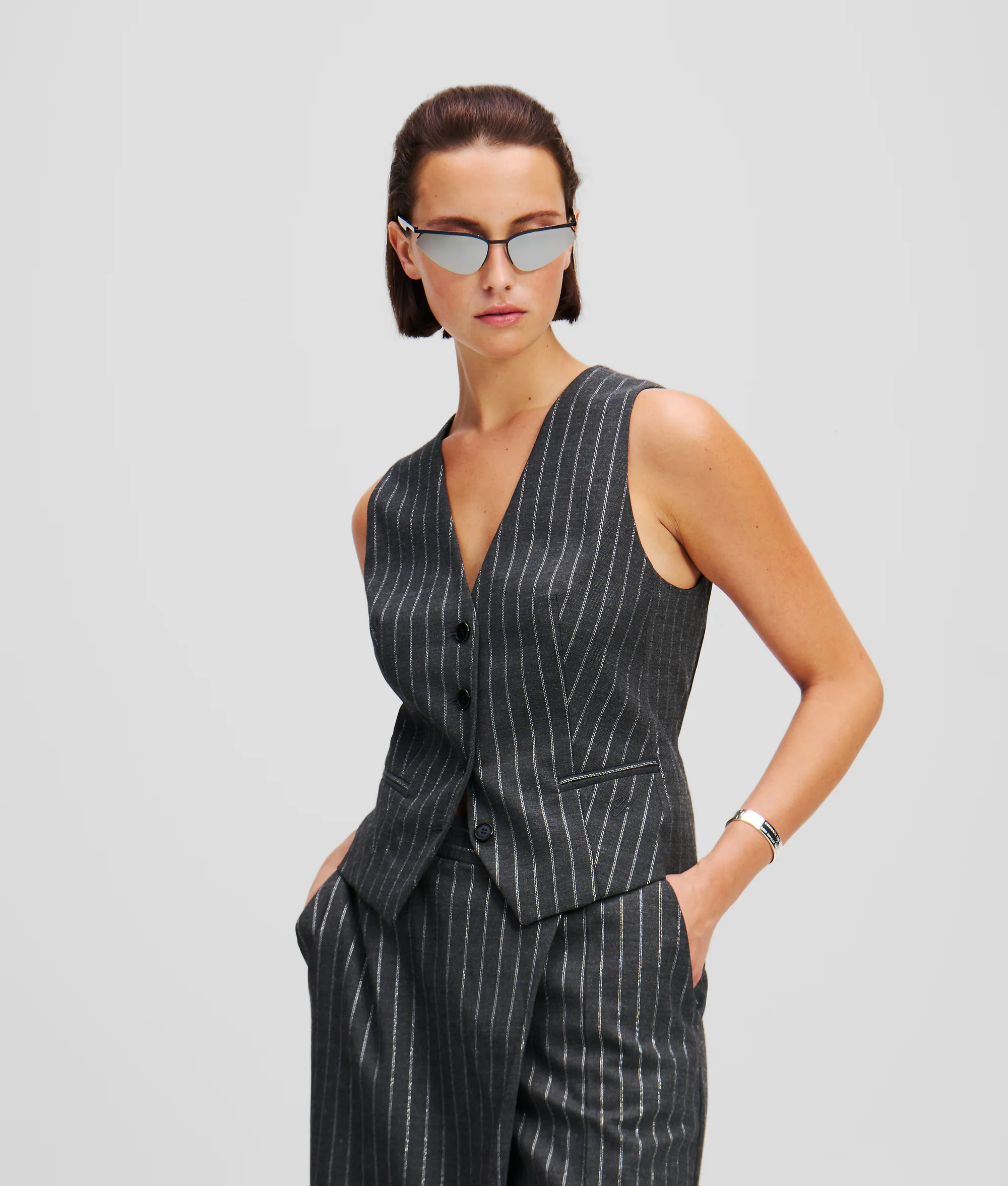 METALLIC PINSTRIPE WAISTCOAT
