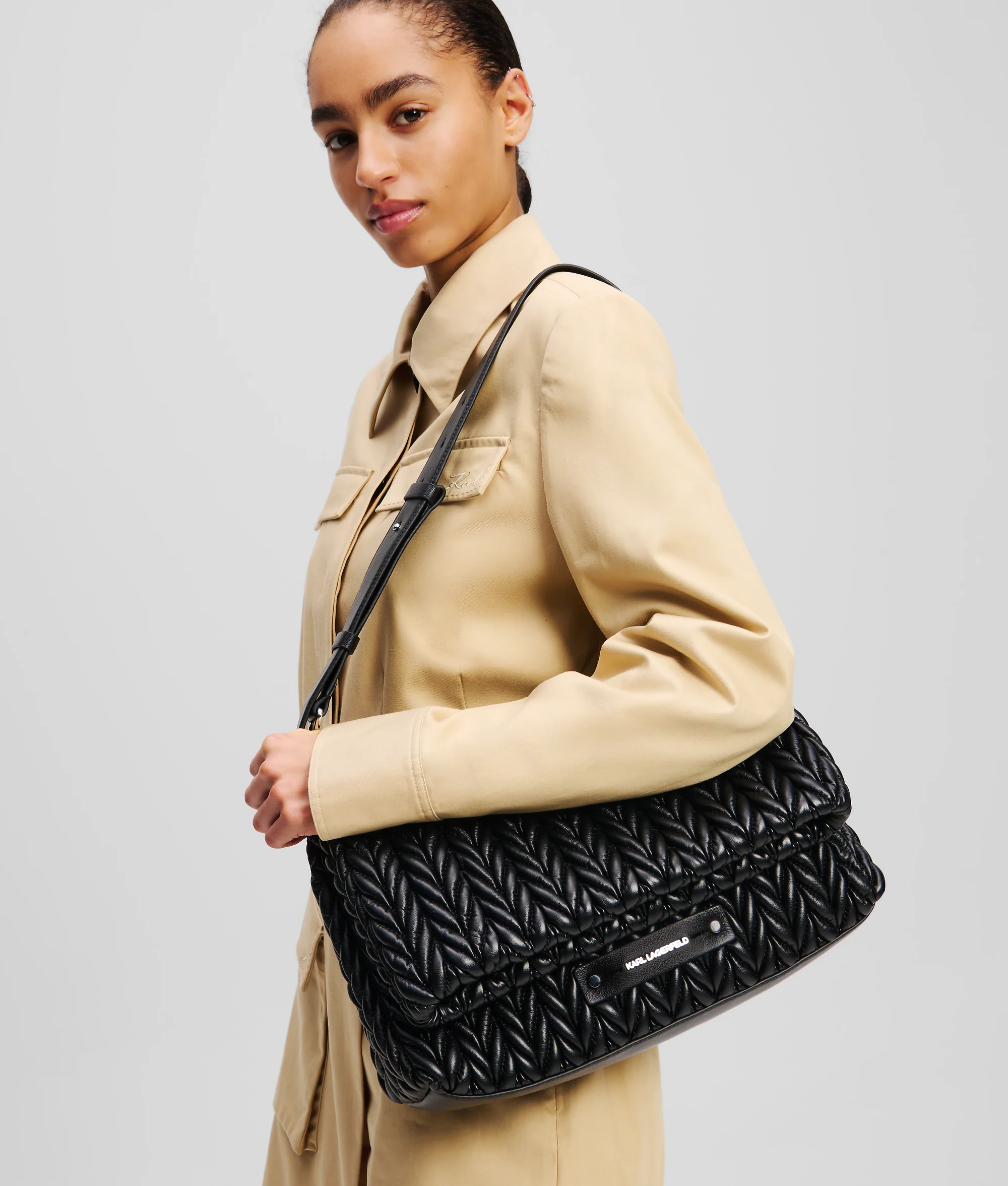 K/WEAVE LARGE SHOULDER BAG