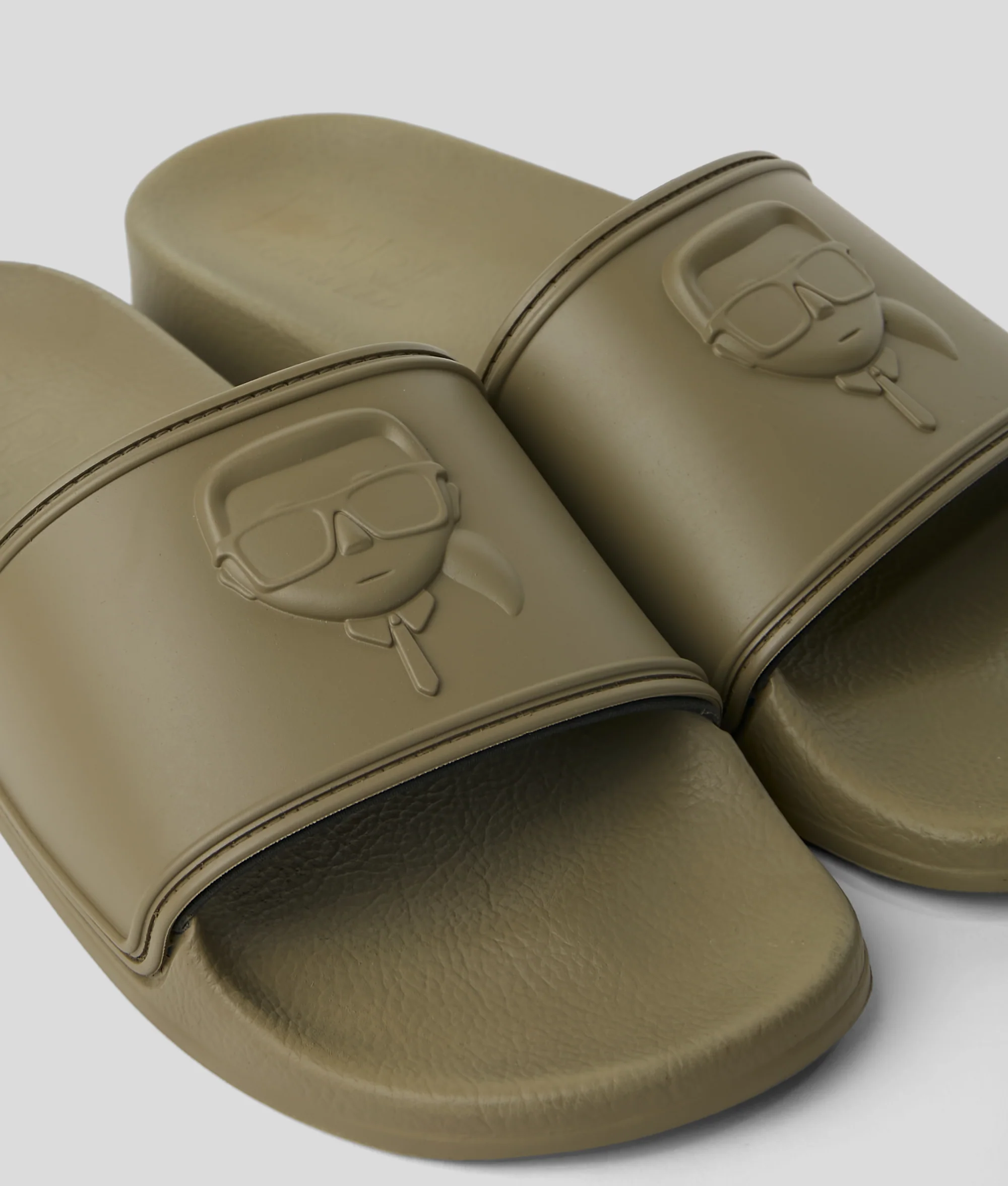 IKON NFT KONDO SLIDES