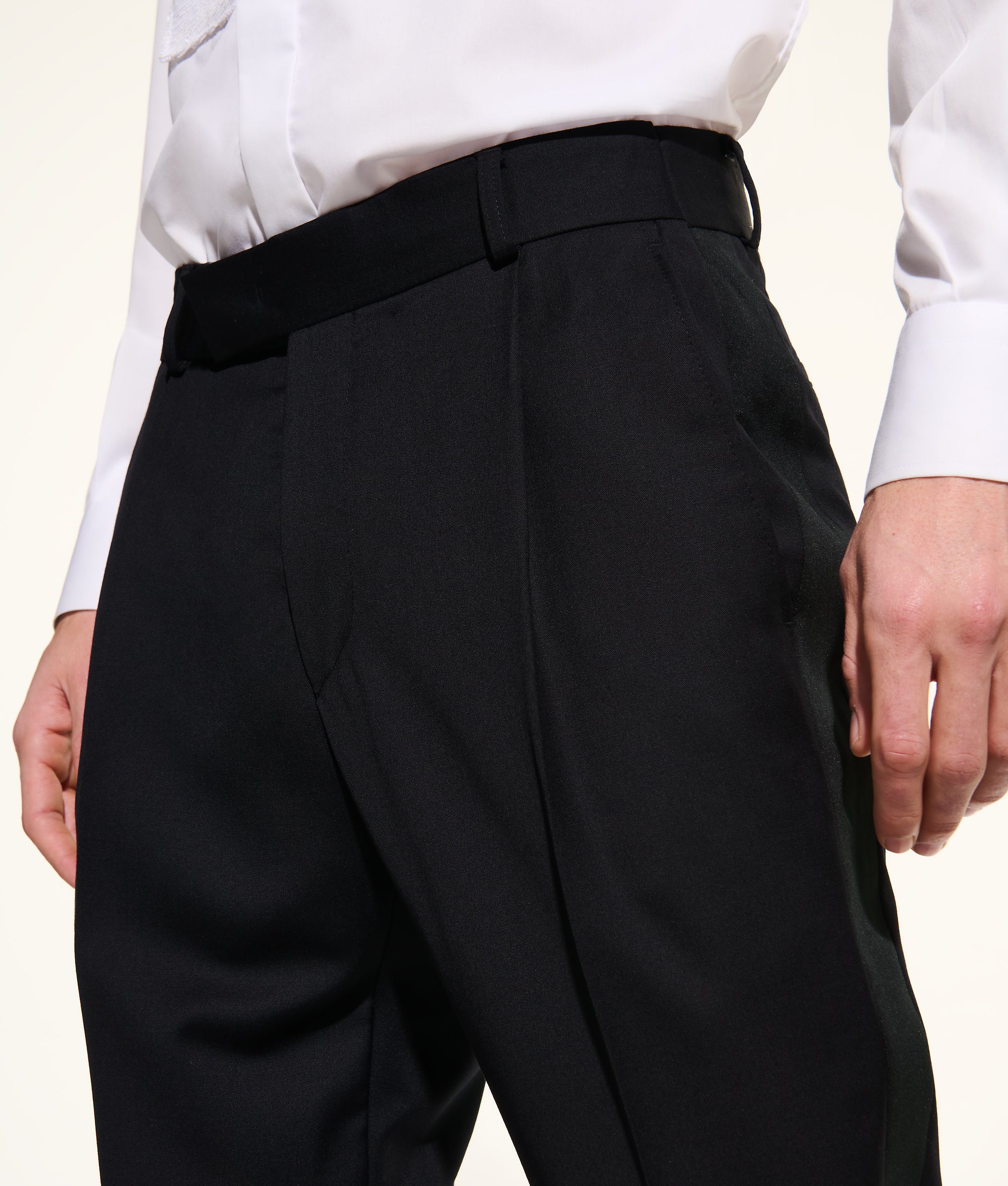 KL STUDIO SATIN DETAIL PANTS