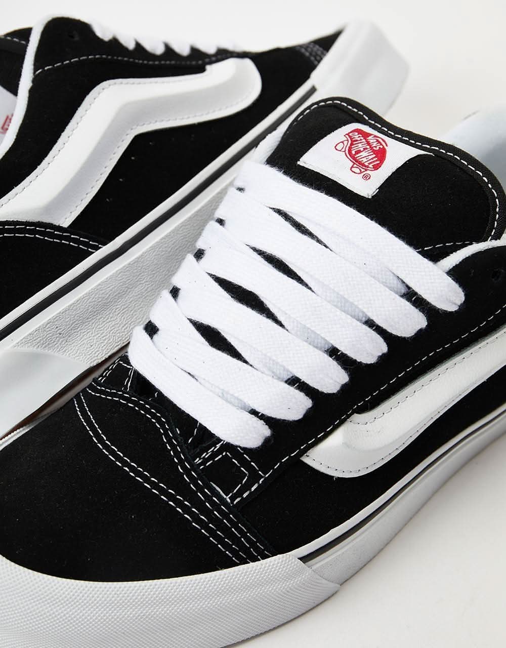 Vans Knu Skool Skate Shoes - Black/True White
