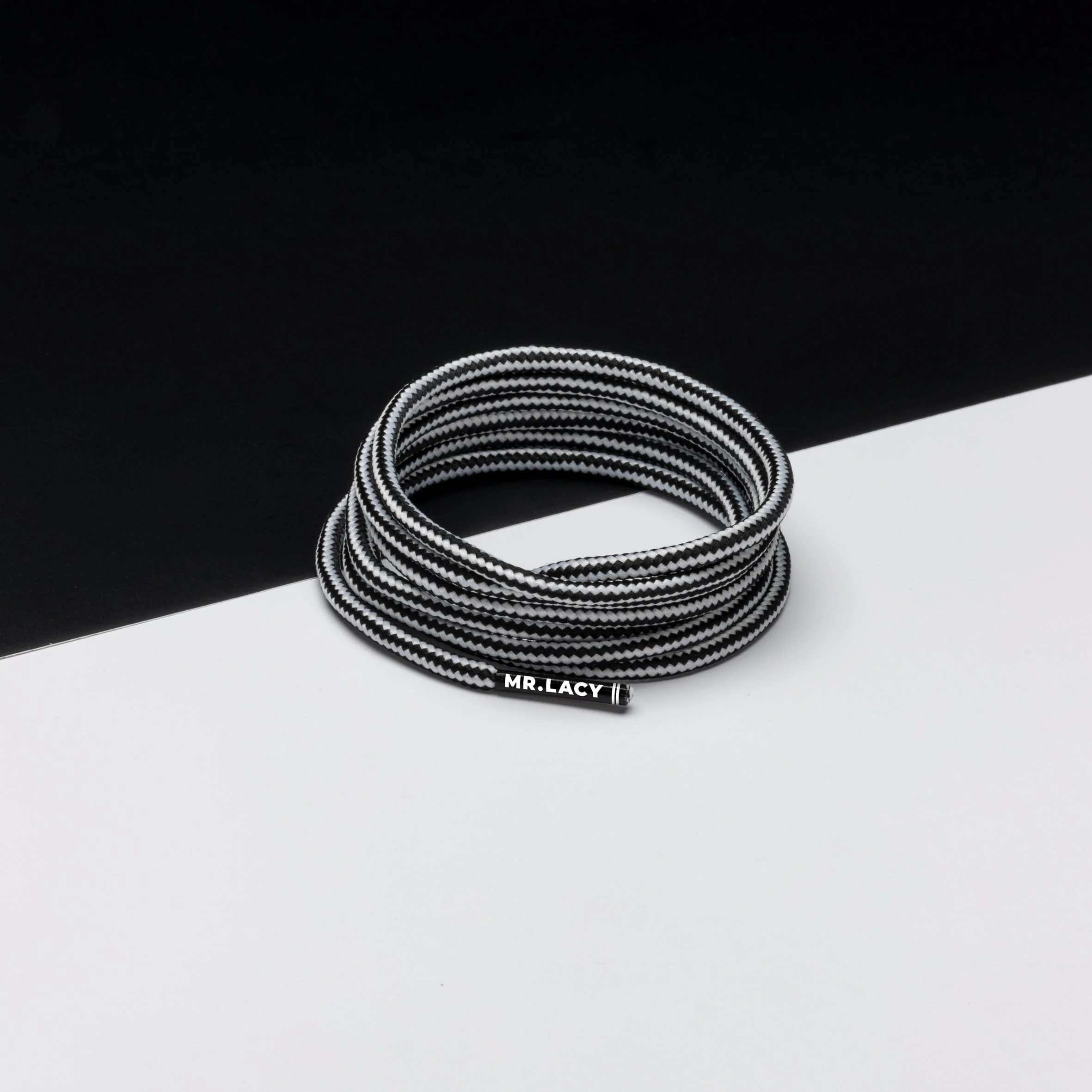 Hillies DM Round Boot Laces · Black / White