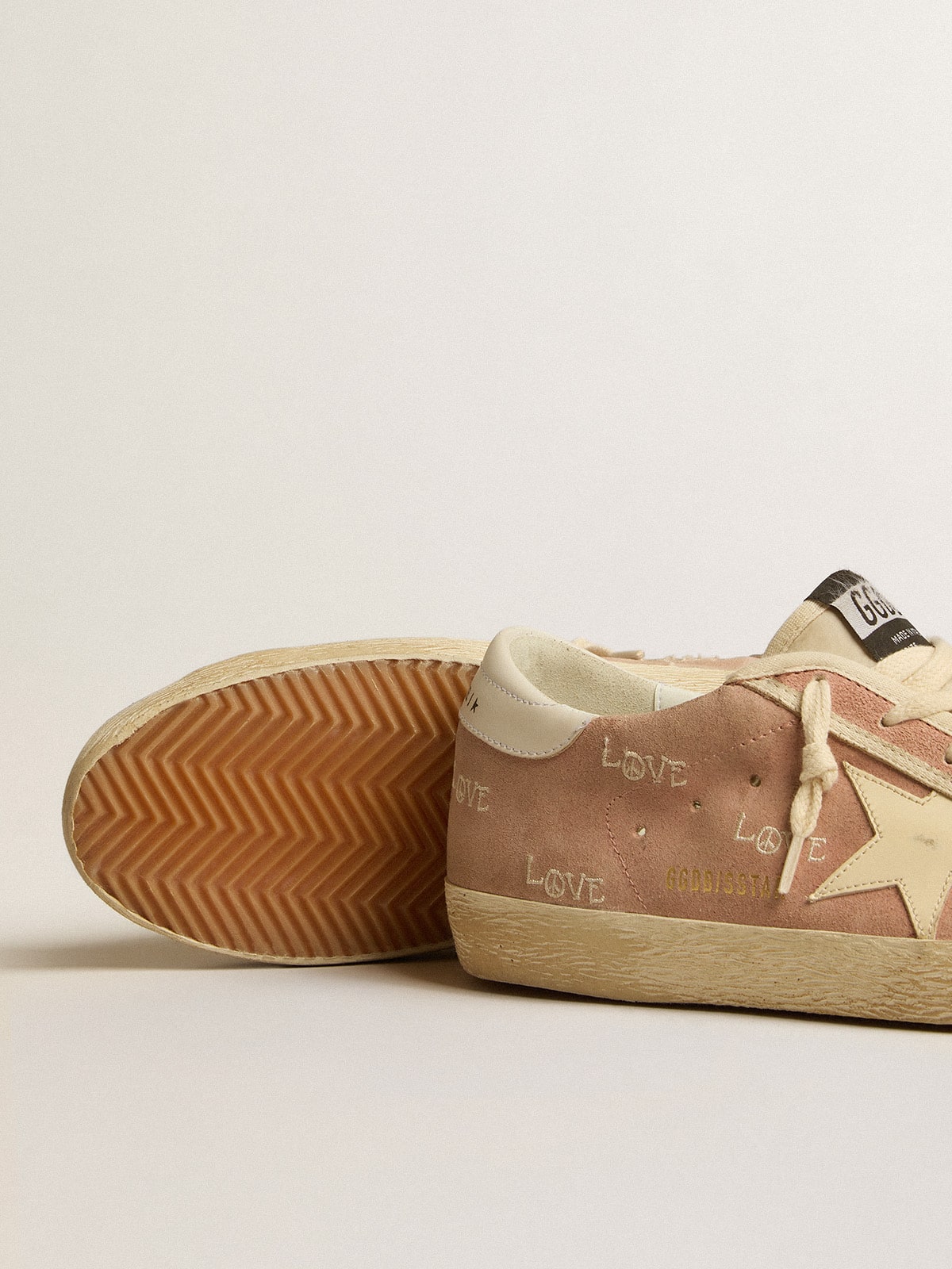 Women's Super-Star in powder-pink suede with cream leather star