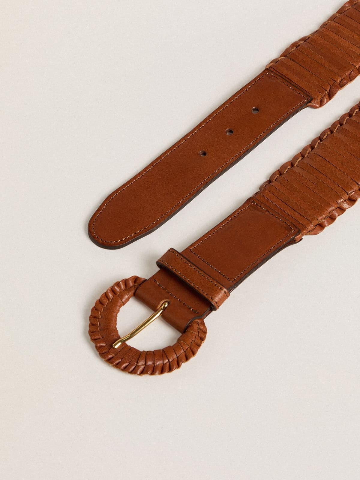 Women's belt in woven brown leather
