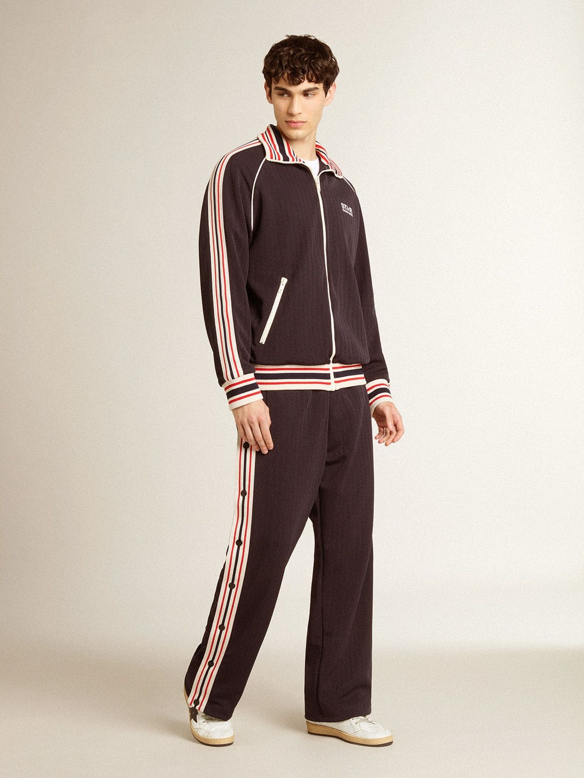 Men’s dark blue zipped sweatshirt with white logo