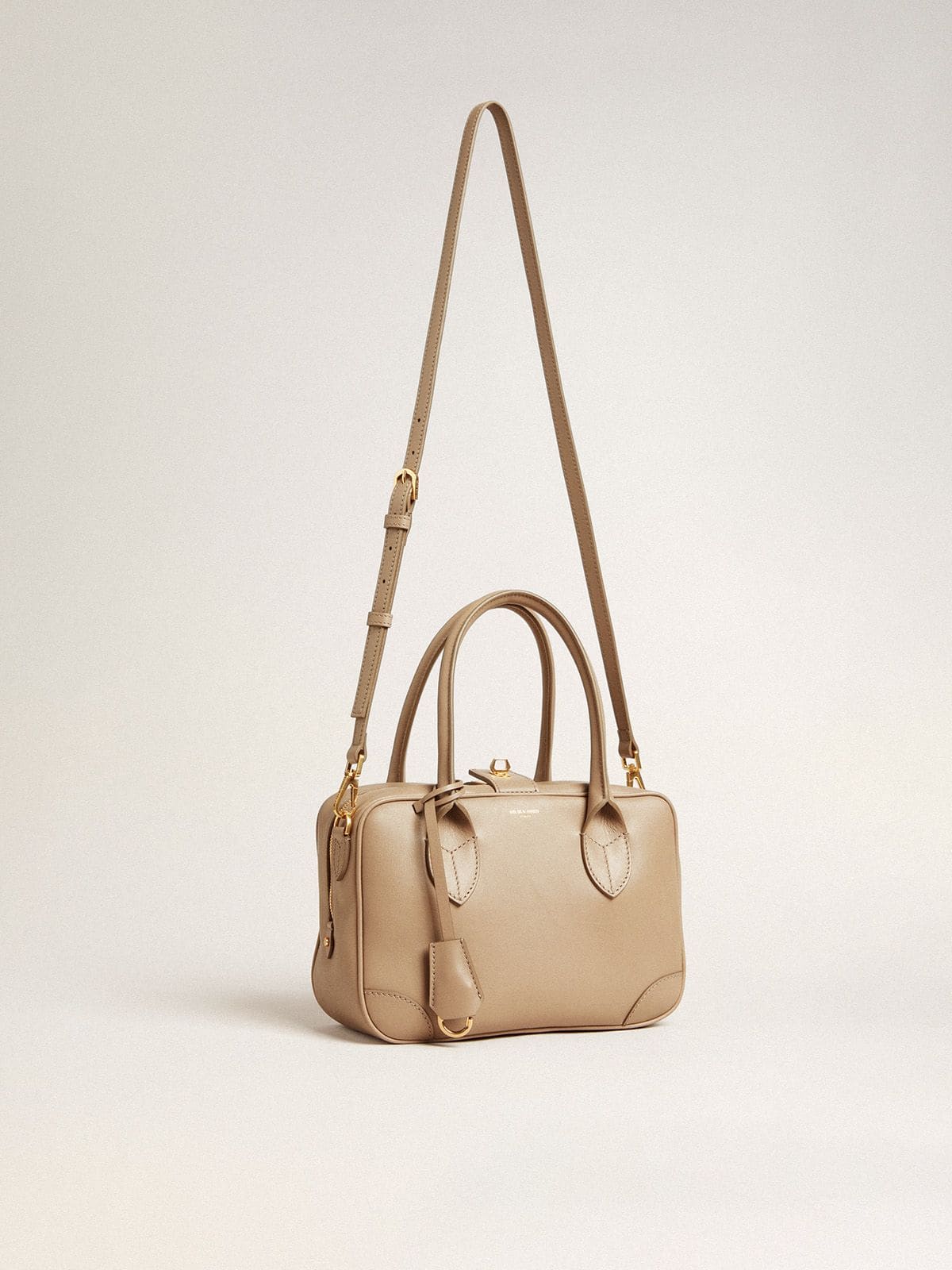 Vita Bag in taupe leather with gold details