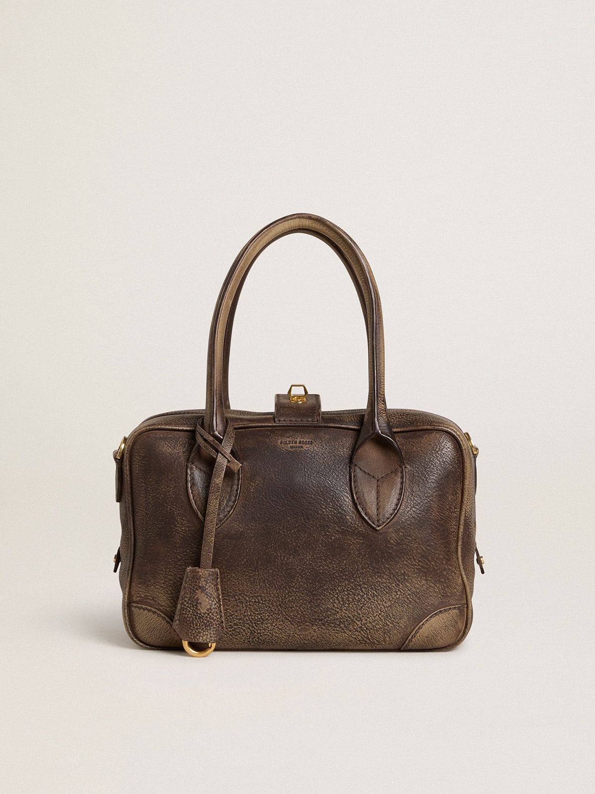 Vita Bag in brown vintage leather with gold details