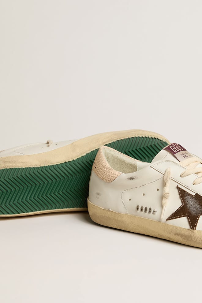 Men’s Super-Star sneakers with brown suede star and pink heel tab