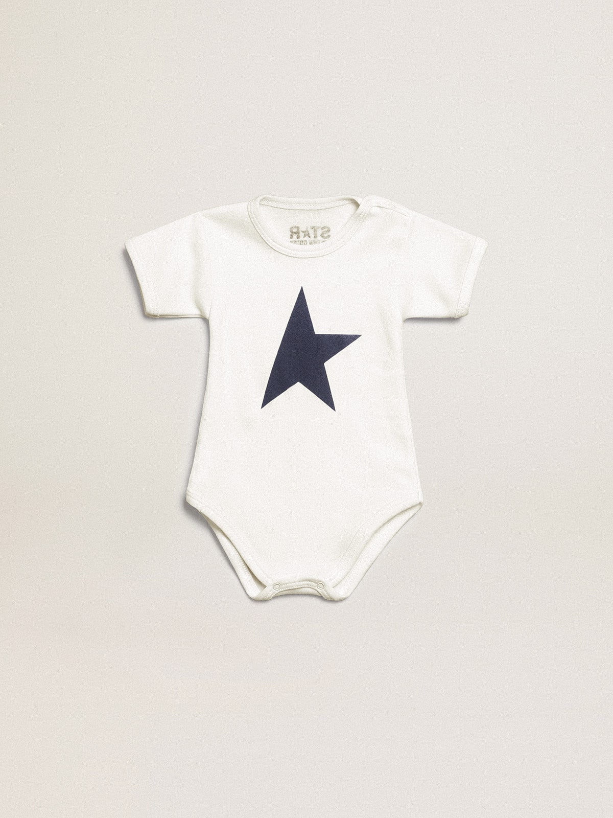 Gift set in white with blue logo