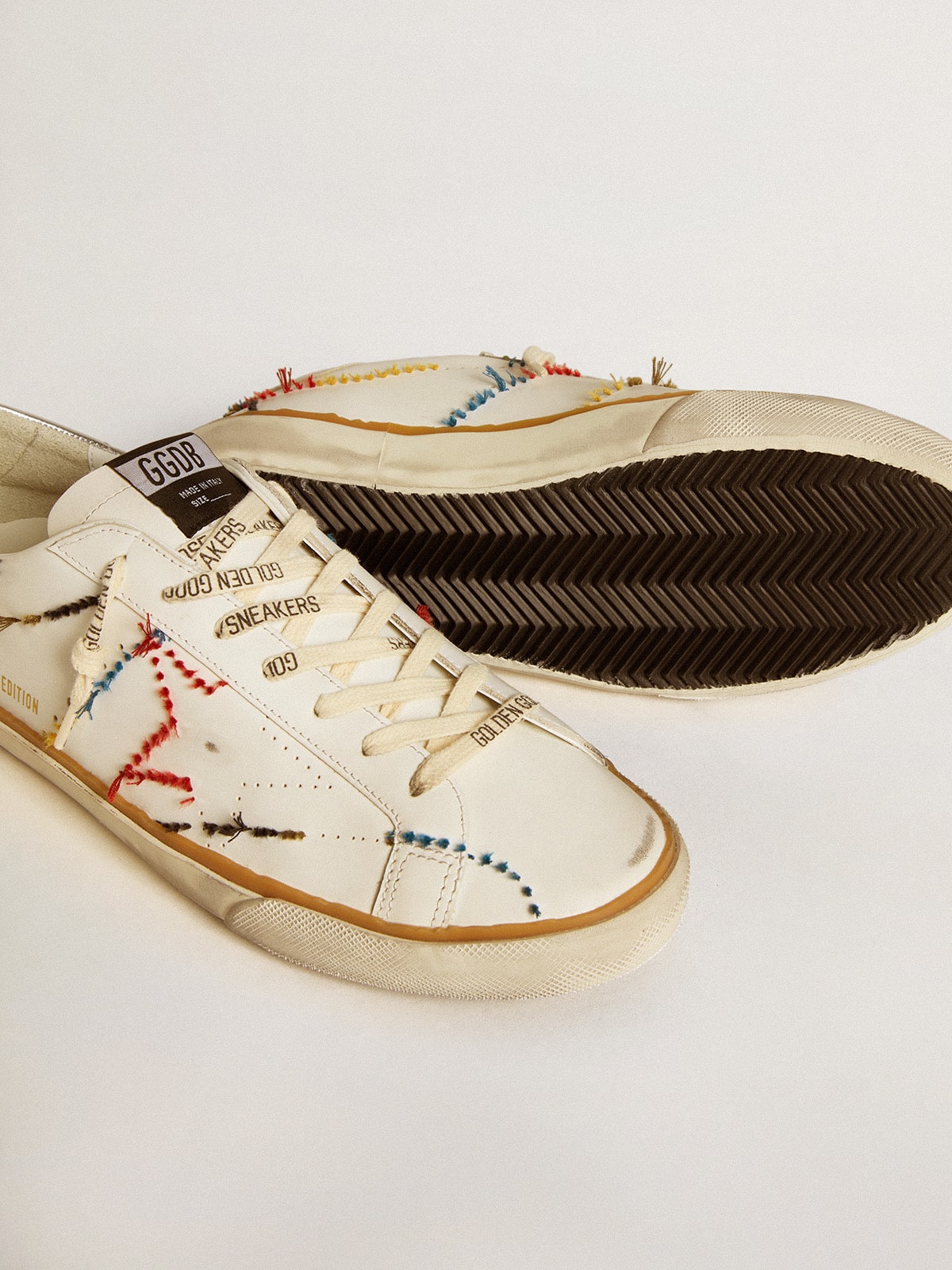 Men’s Super-Star LTD with perforated star and metallic leather heel tab