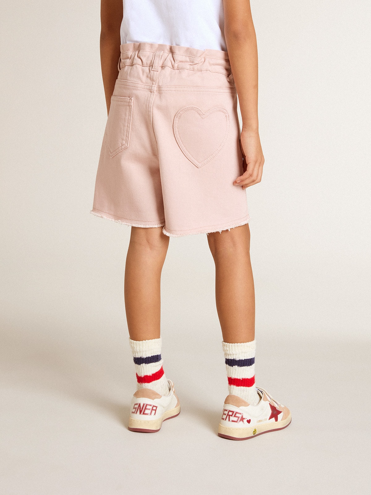 Girls' pink cotton shorts with embroidery