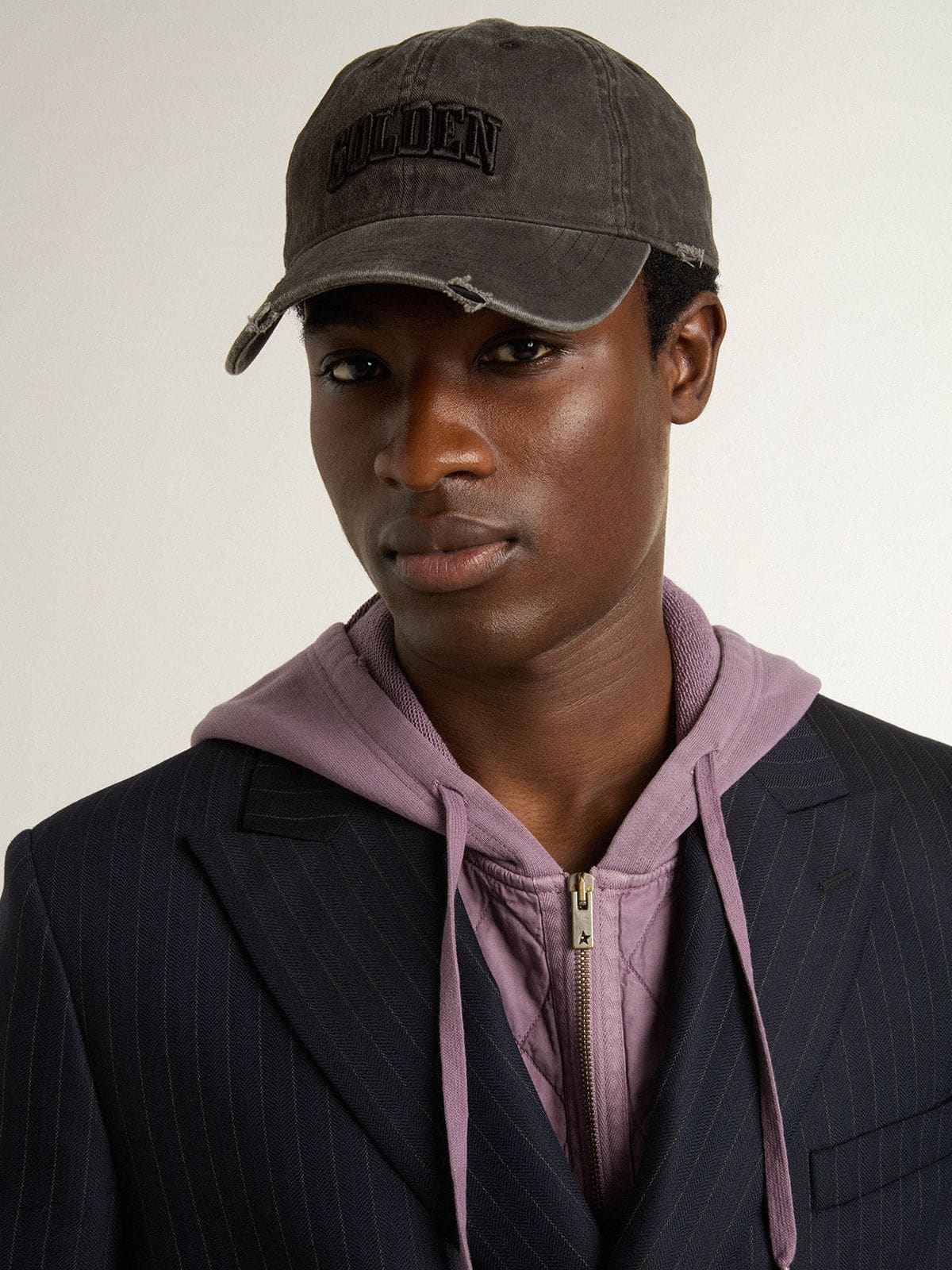 Gray distressed baseball cap with embroidery