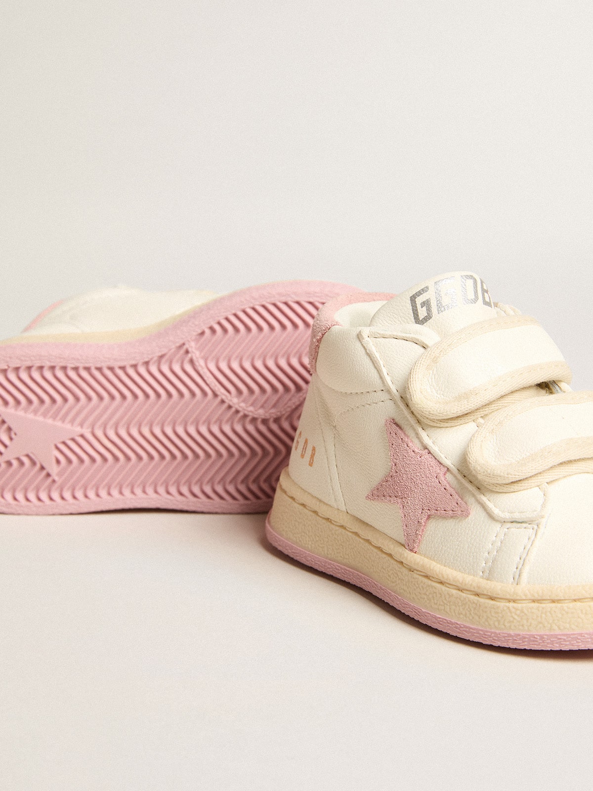 Junior June in nappa with old rose suede star and heel tab