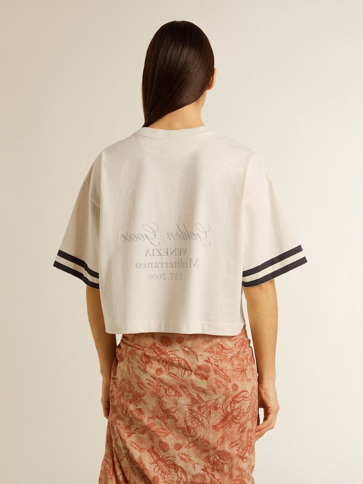 Women's oversized short T-shirt in white jersey with embroidery and 