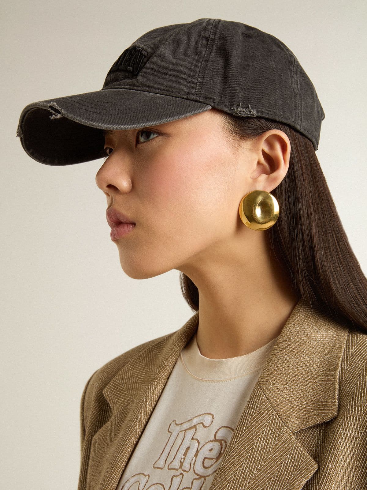 Gold circular earrings