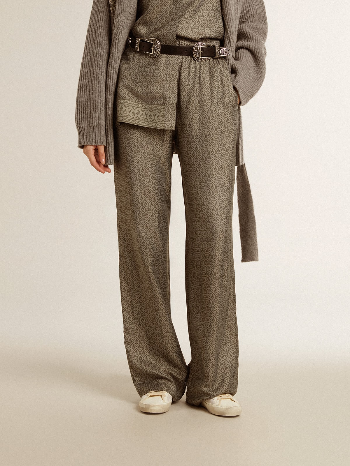 Women's green viscose-blend silk pants with floral pattern