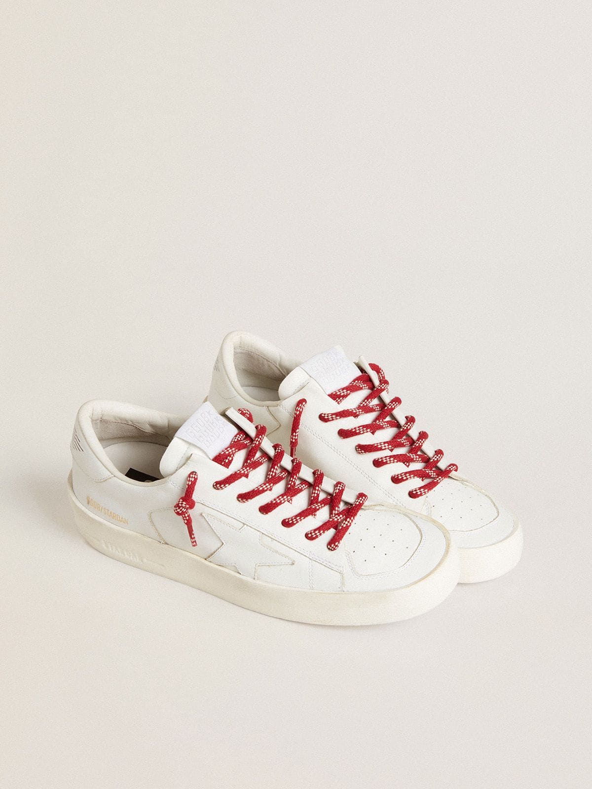 Red cotton laces with red aglet