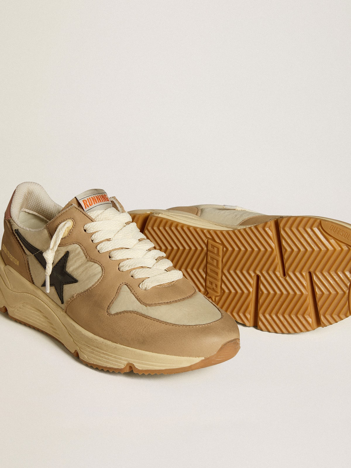 Running Sole LTD in nylon and nubuck with leather star and heel tab