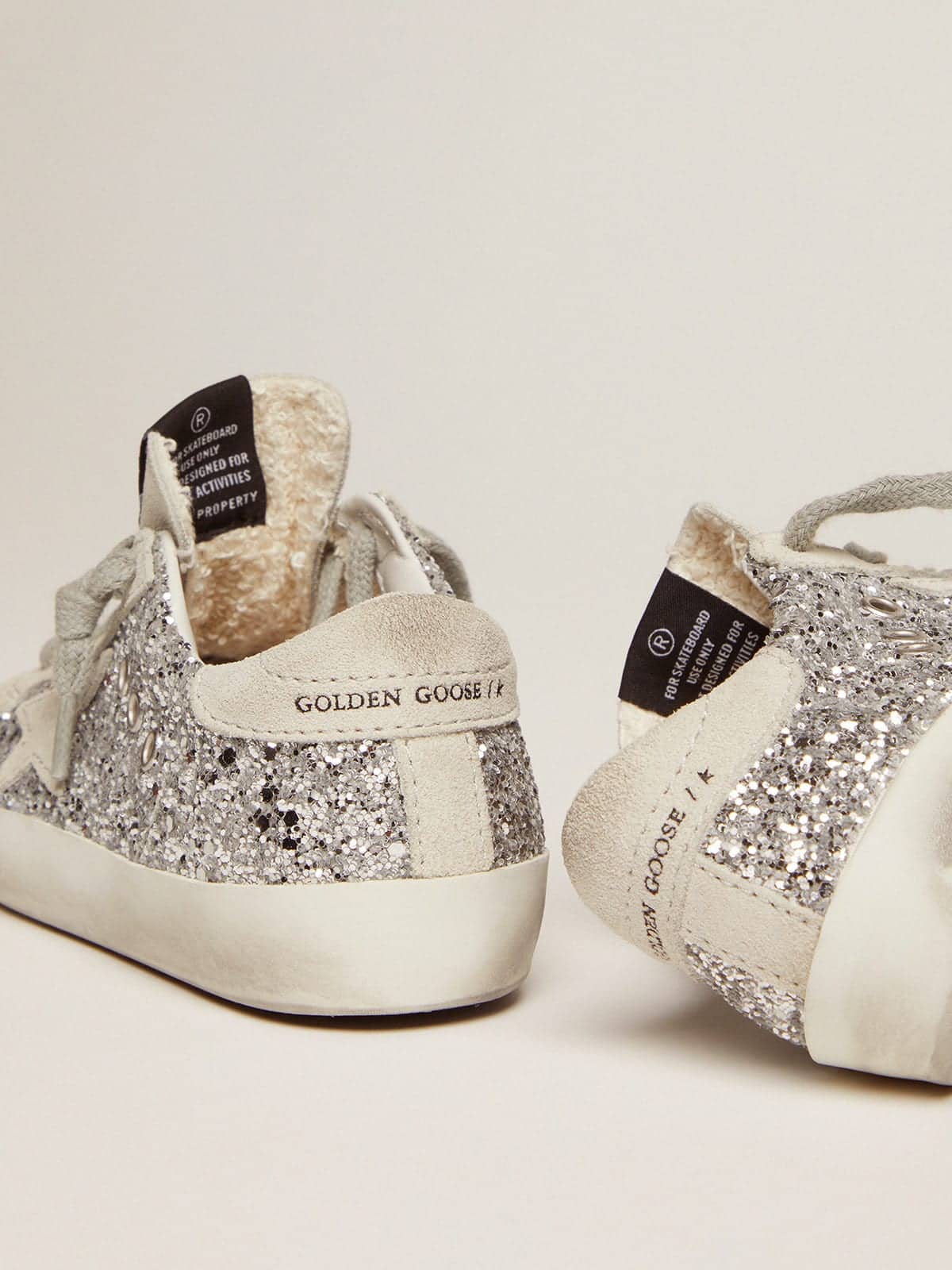 Junior Super-Star in silver glitter with ice-gray suede star